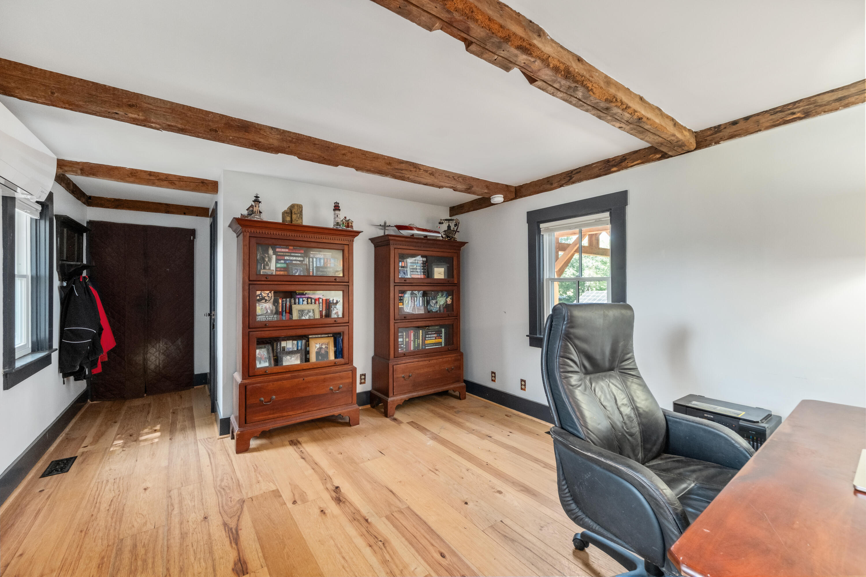 935 Dutch Neck Property Photo 31