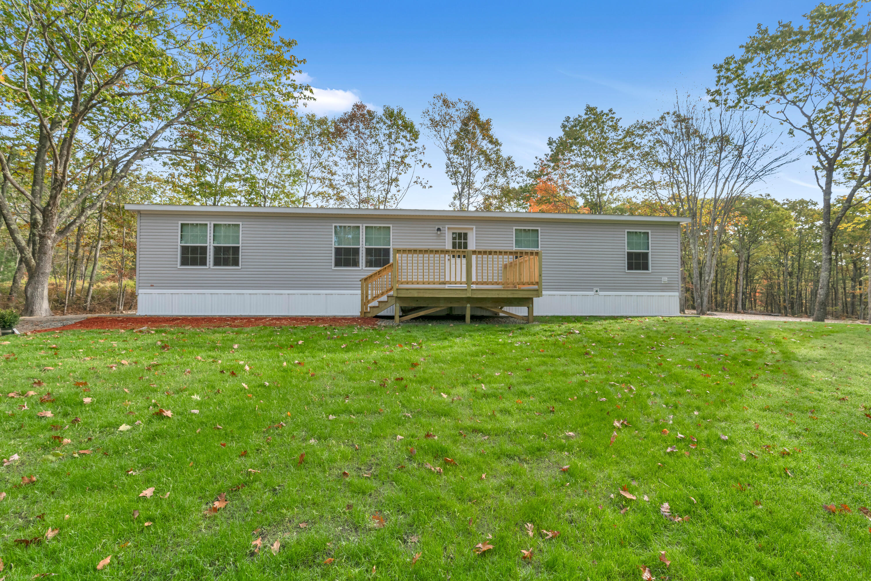 65 Old County Road Property Photo 2