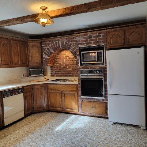 15 Skunk Hill Road Property Photo 15
