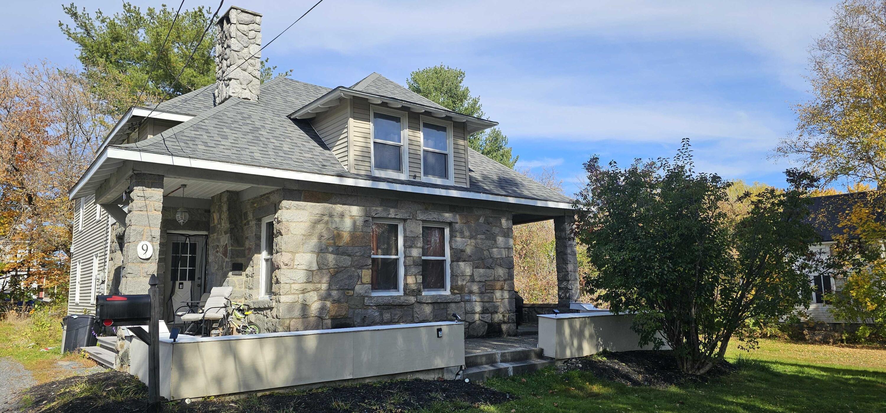 9 School Street Property Photo 1
