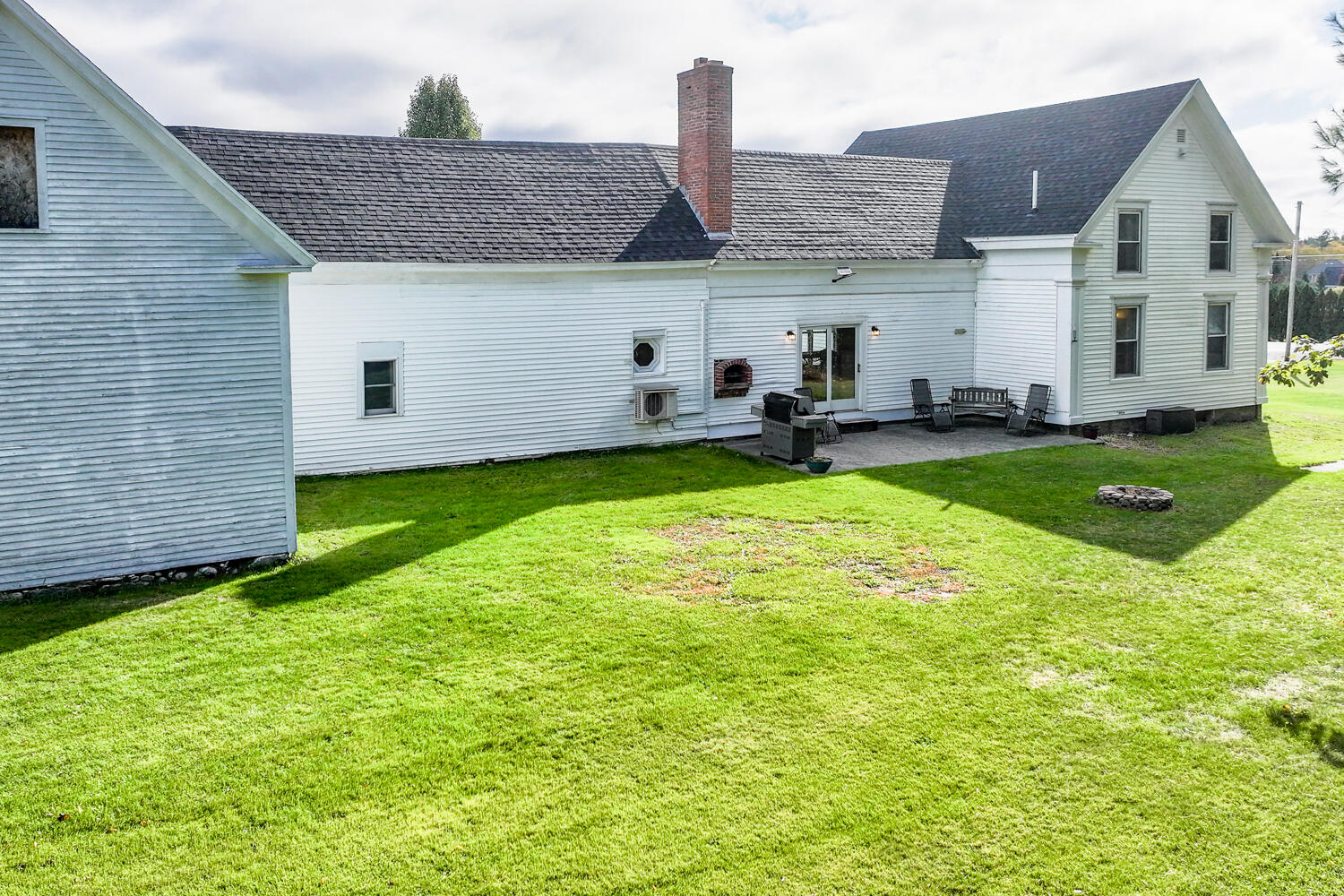 338 Western Avenue Property Photo 6