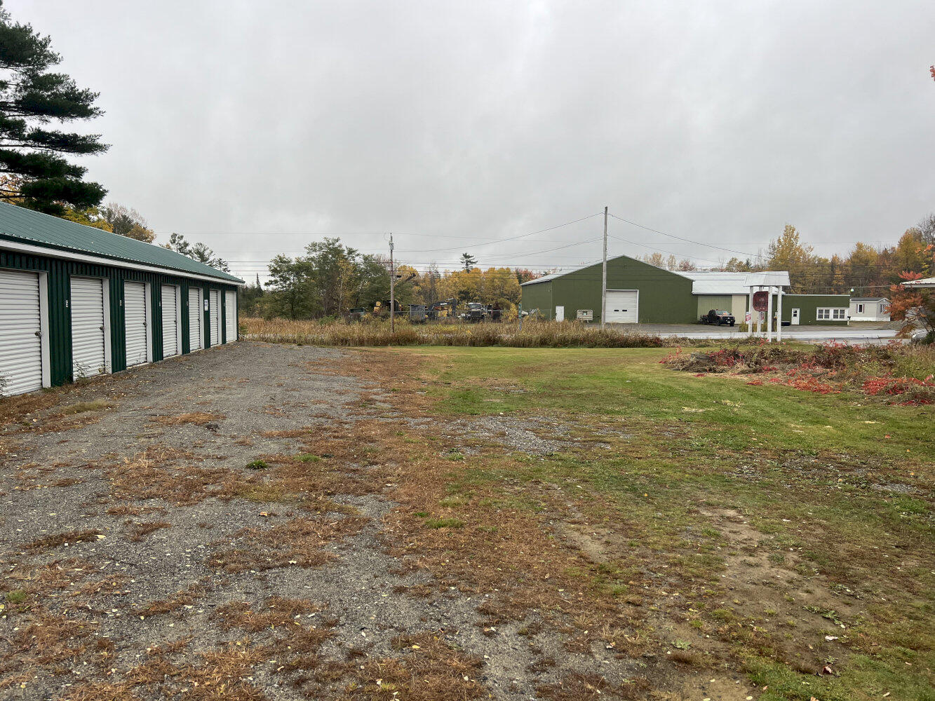 688 White School House Road Property Photo 5