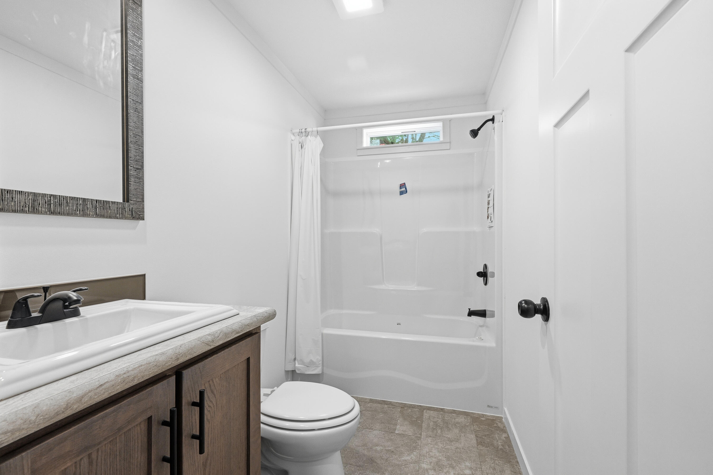 8 Victoria Drive Property Photo 11