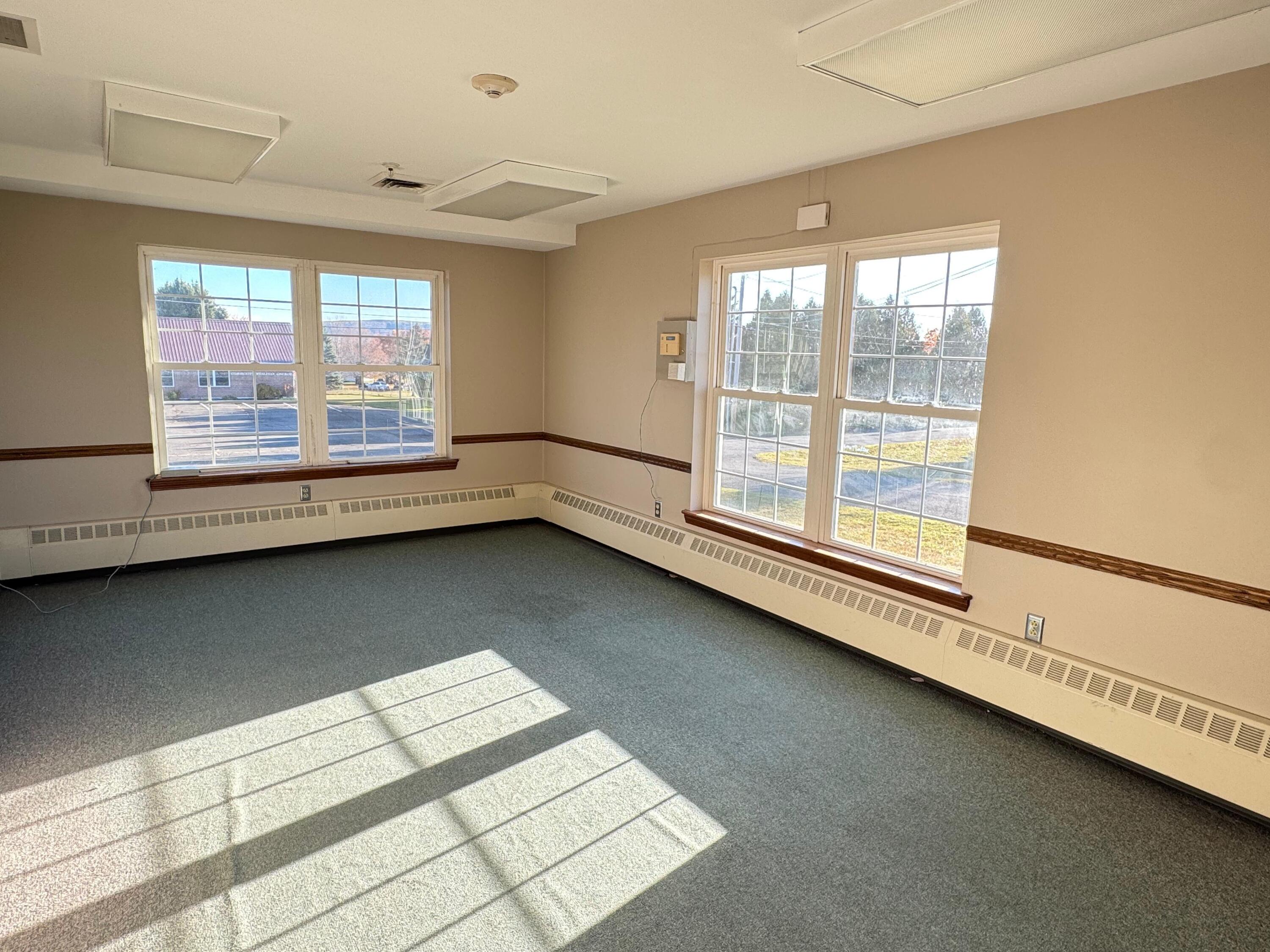8 Wesleyan Street Property Photo 18