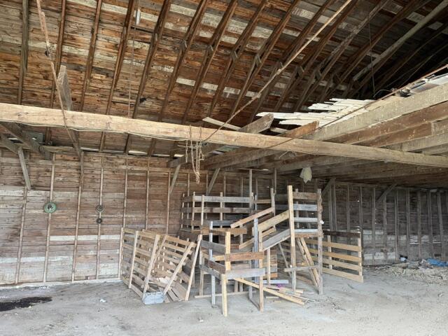 1300 Van Buren Road Property Photo 37