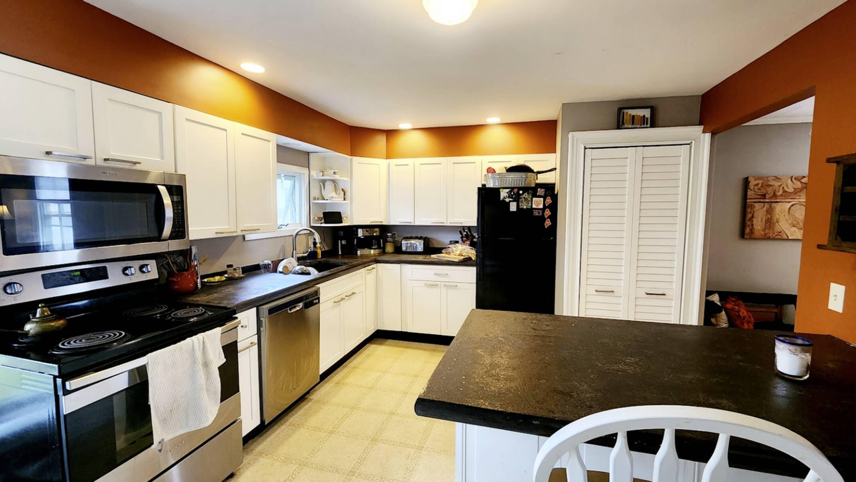 17 Union Street Property Photo 10