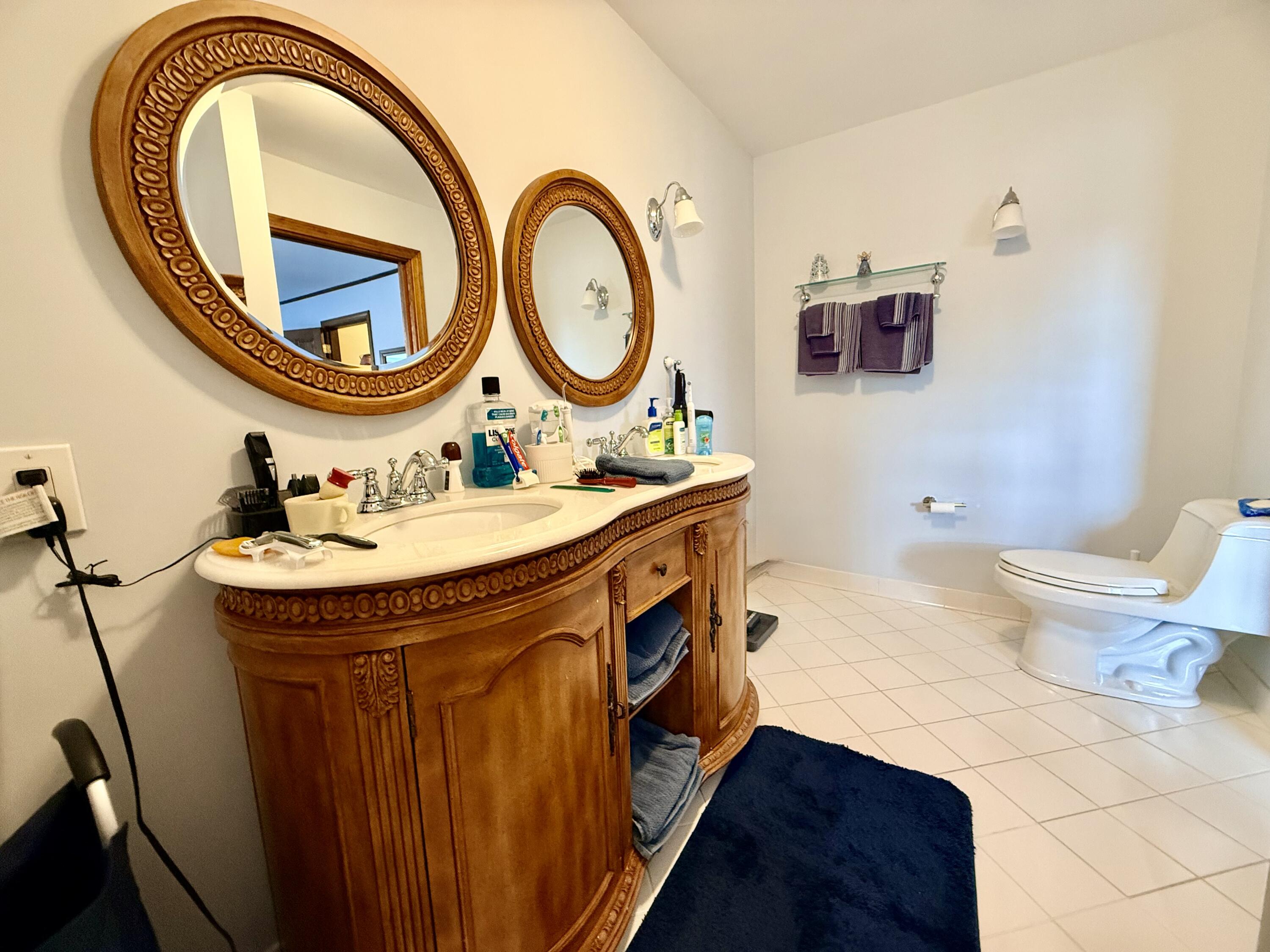 75 Point Street Property Photo 20