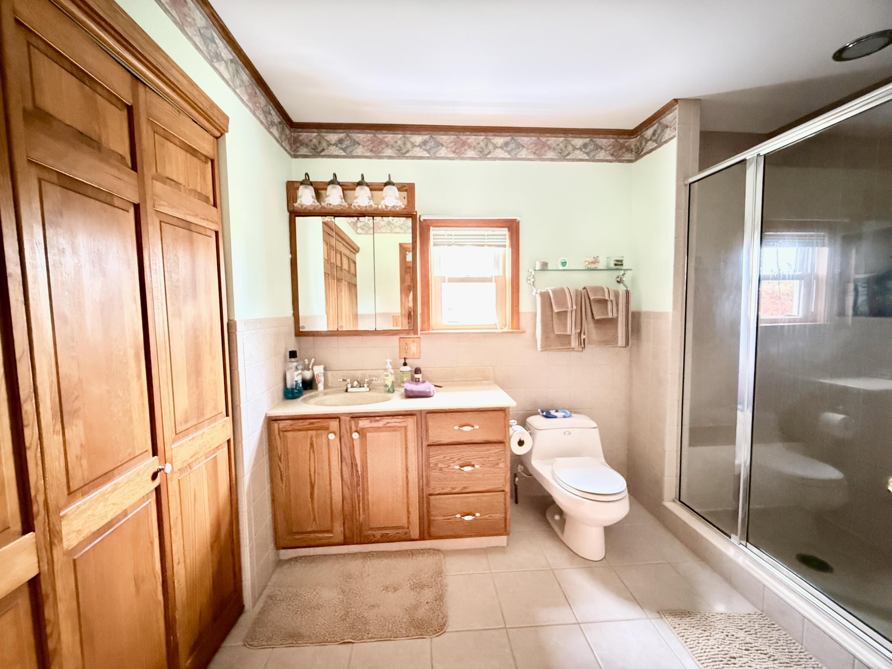 75 Point Street Property Photo 22