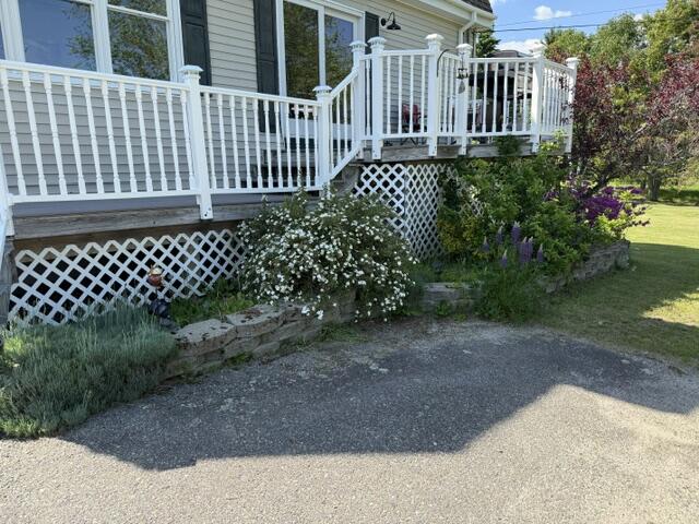 75 Point Street Property Photo 29