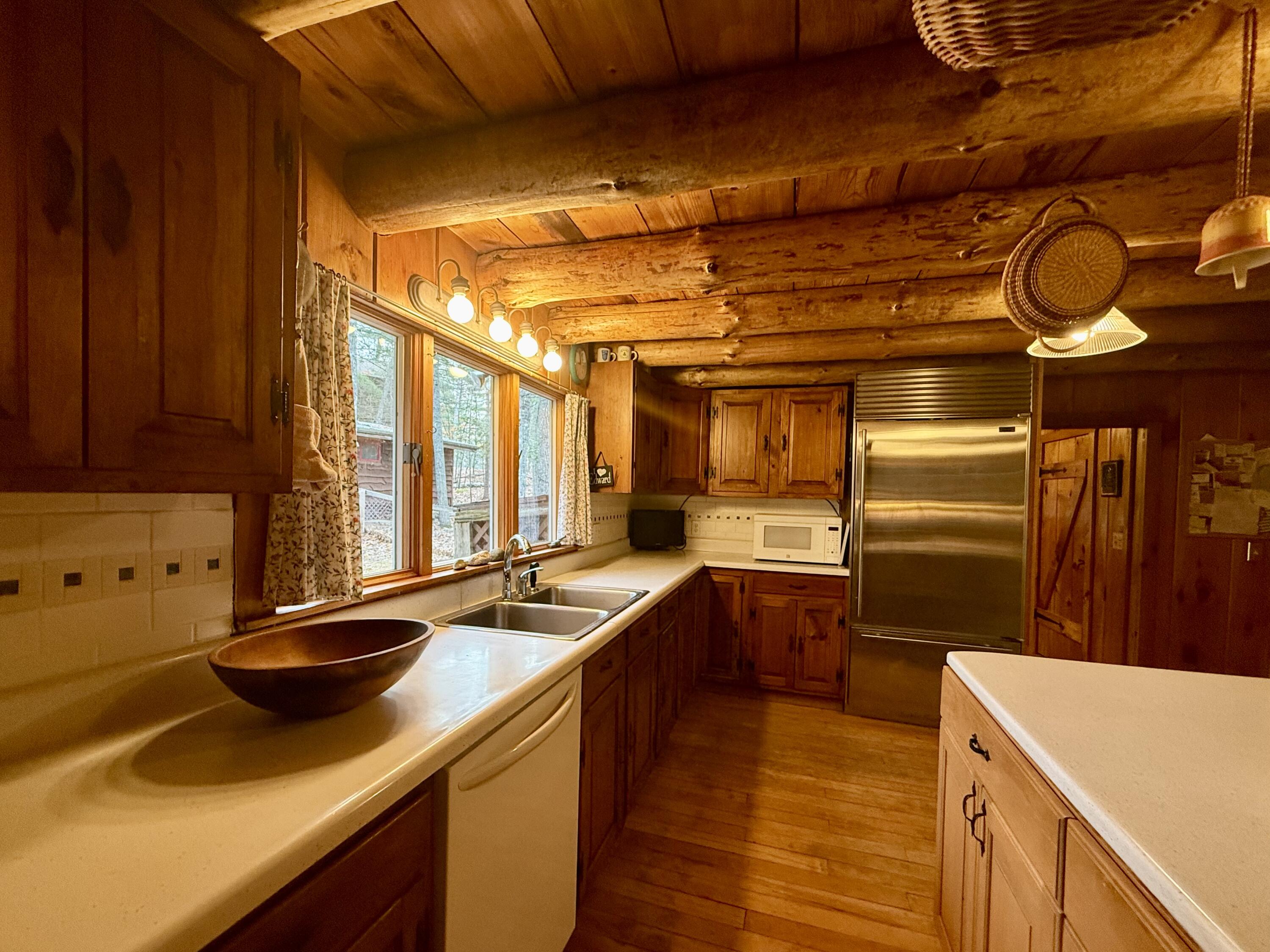 8 Cove Road Property Photo 28