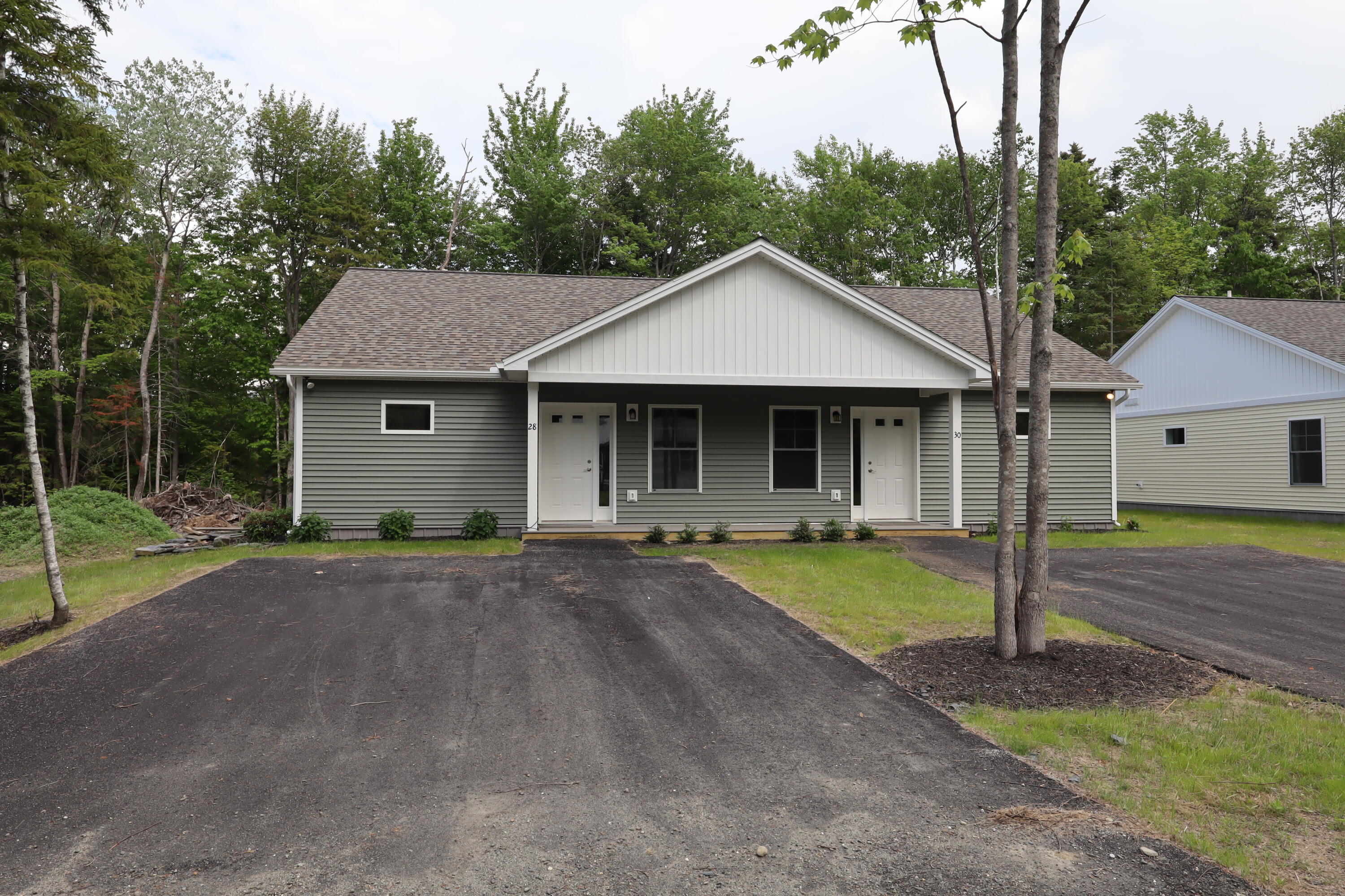 28 Lewis Street Property Photo 2