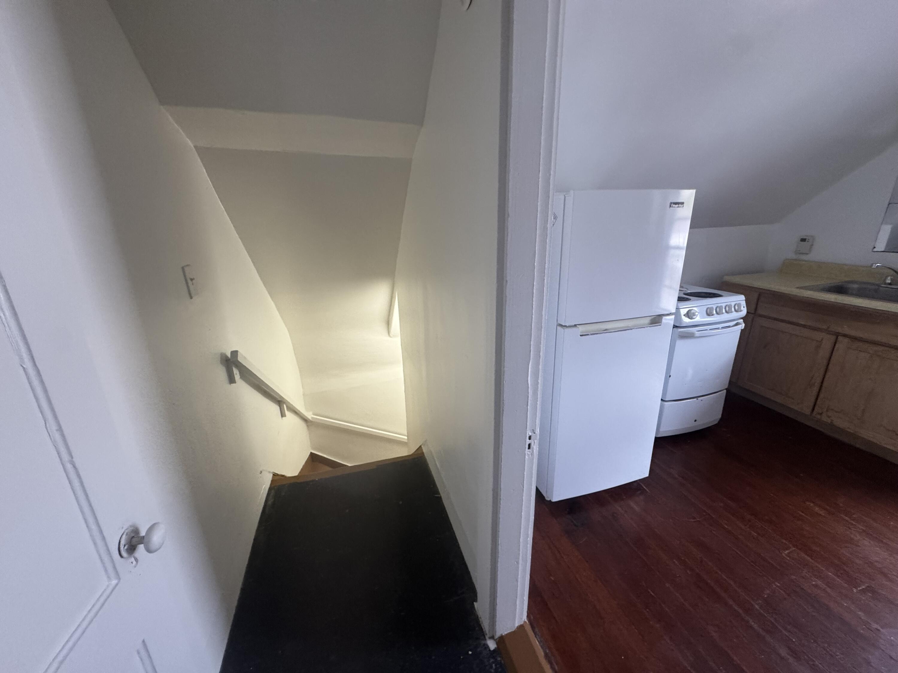 8 High Street Property Photo 17