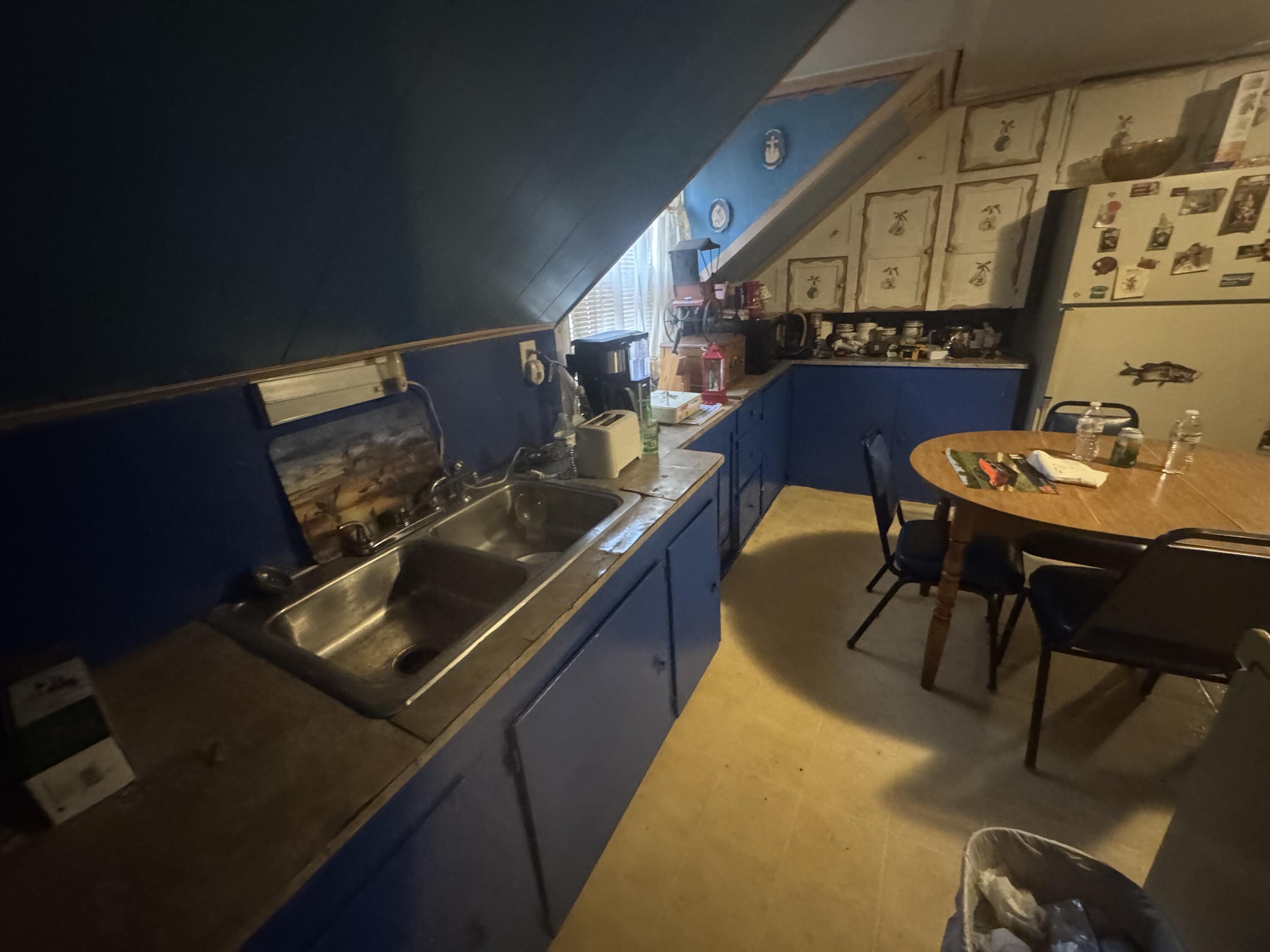 8 High Street Property Photo 19