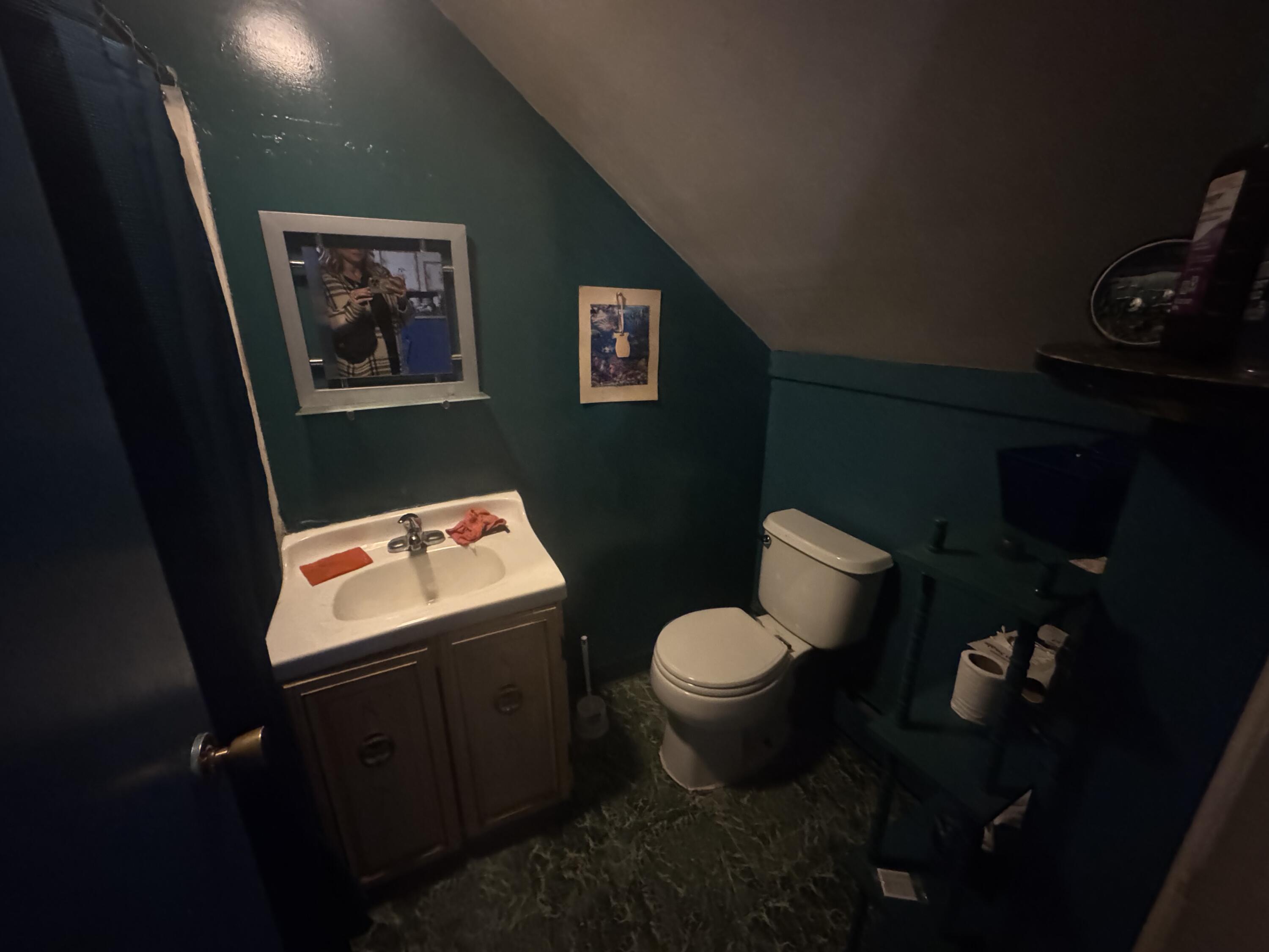 8 High Street Property Photo 20