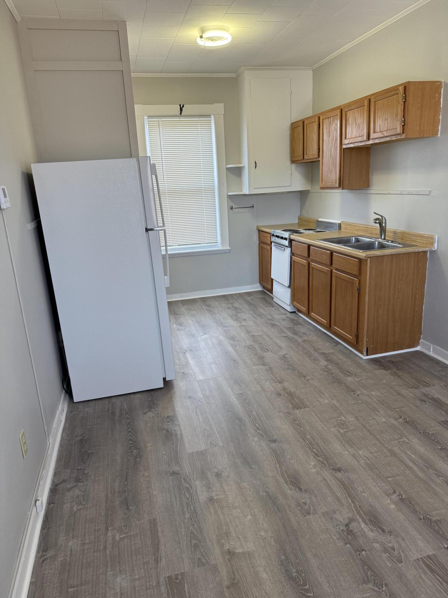 99 State Street Property Photo 28