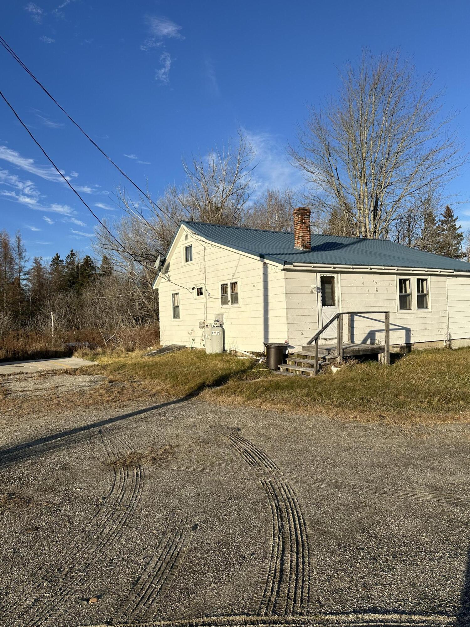 1491 Main Street Property Photo 1