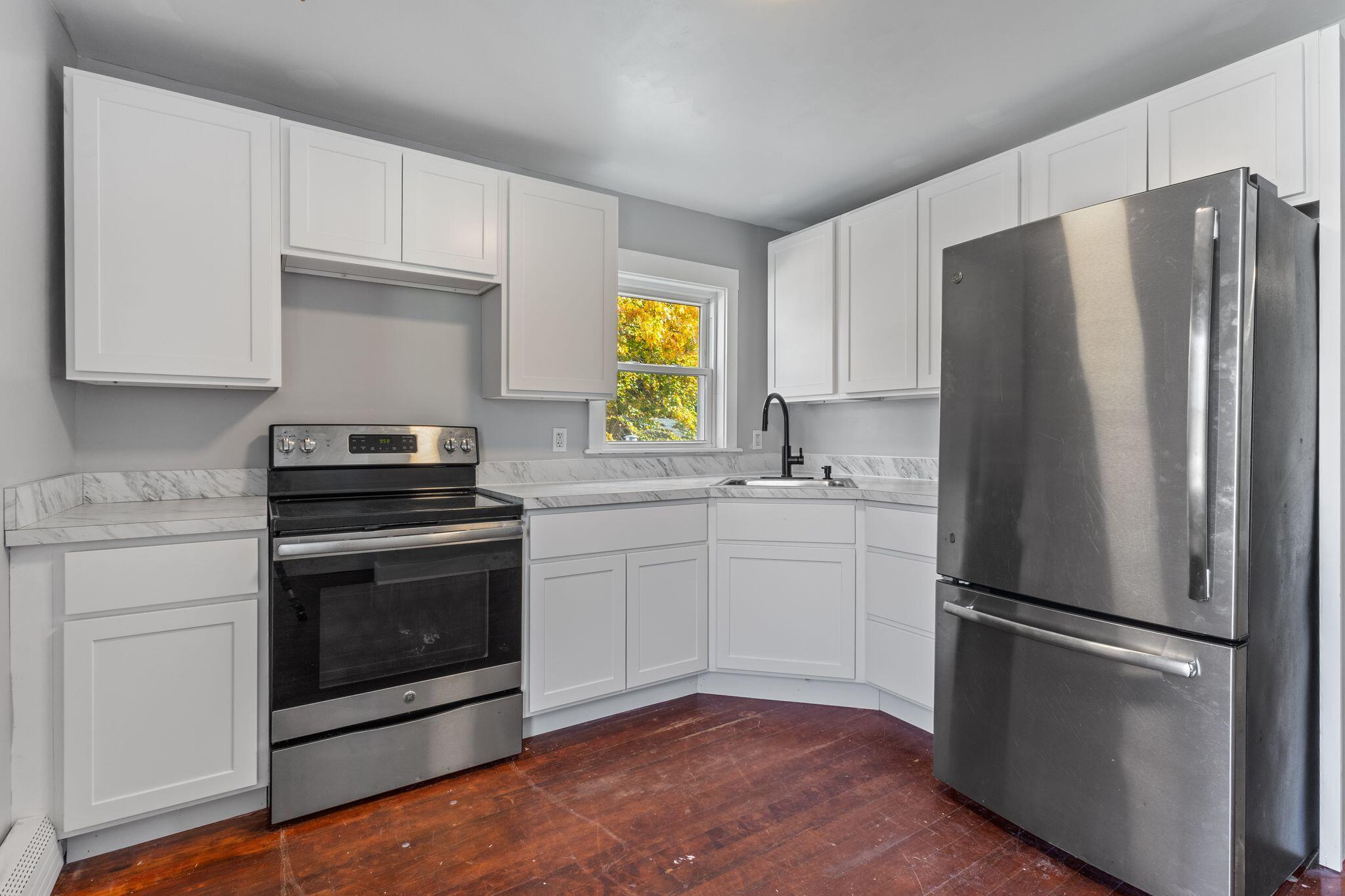 6 Harris Street Property Photo 12