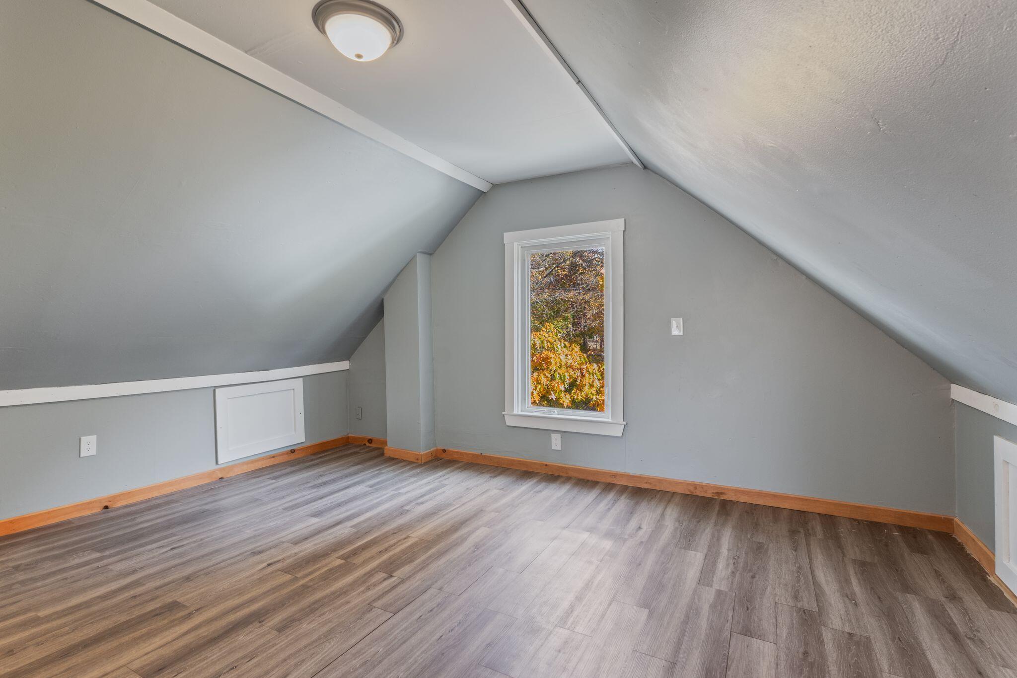 6 Harris Street Property Photo 17
