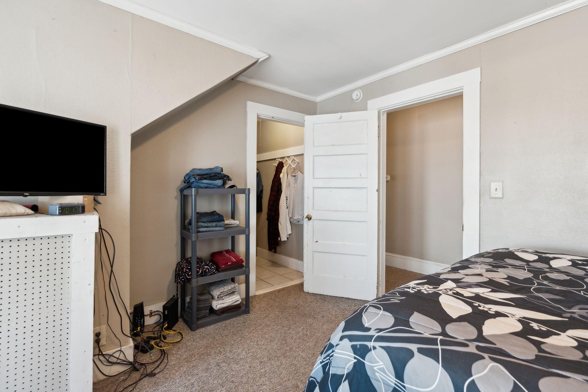 279 Pine Street Property Photo 16