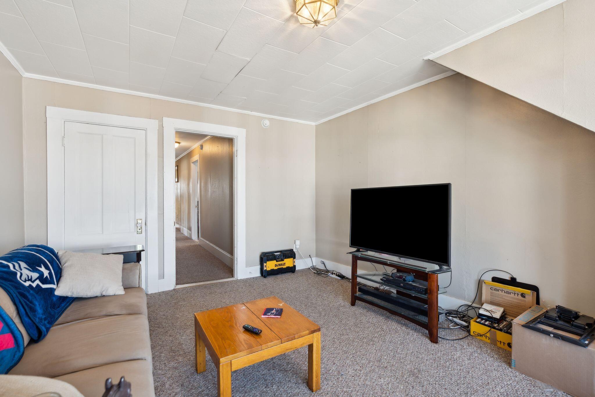 279 Pine Street Property Photo 19