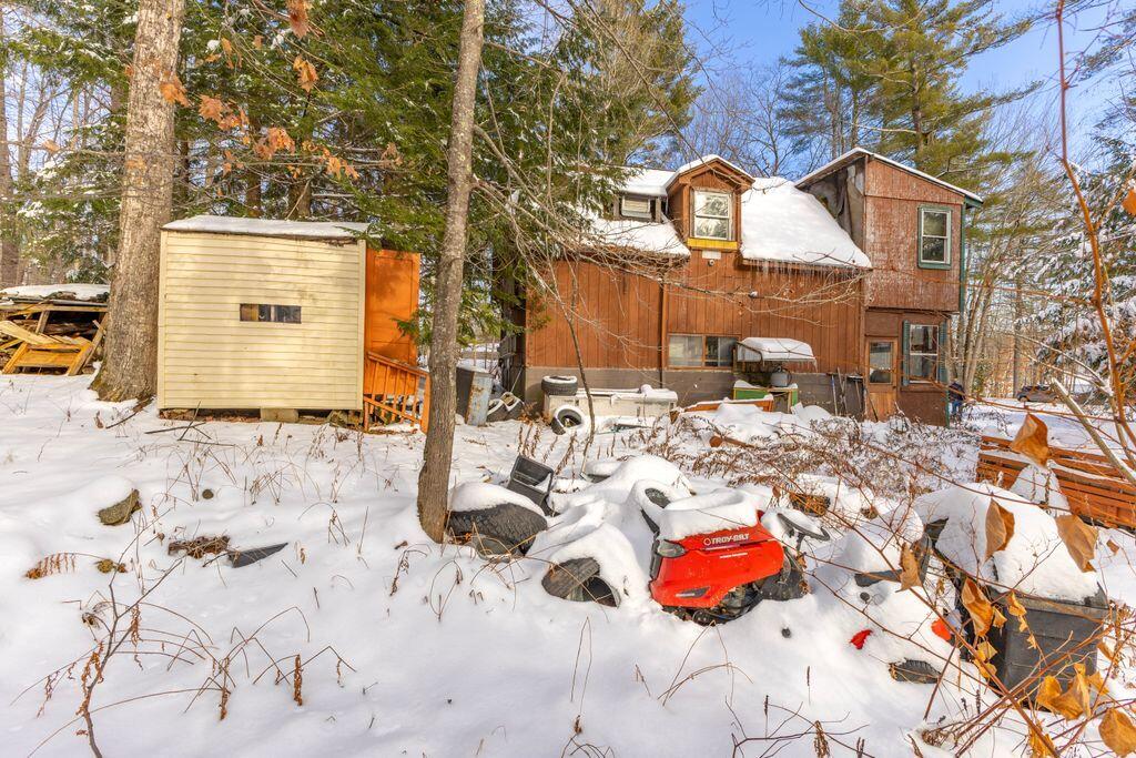 23 Easy Street Property Photo 24