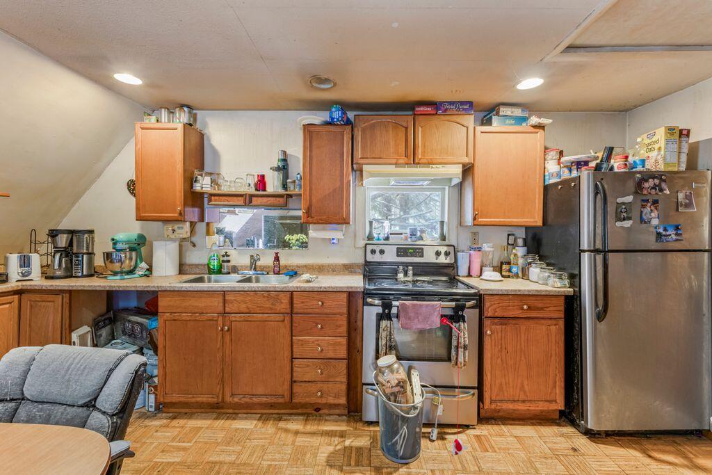 23 Easy Street Property Photo 25