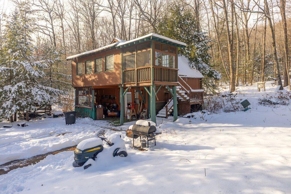 23 Easy Street Property Photo 37