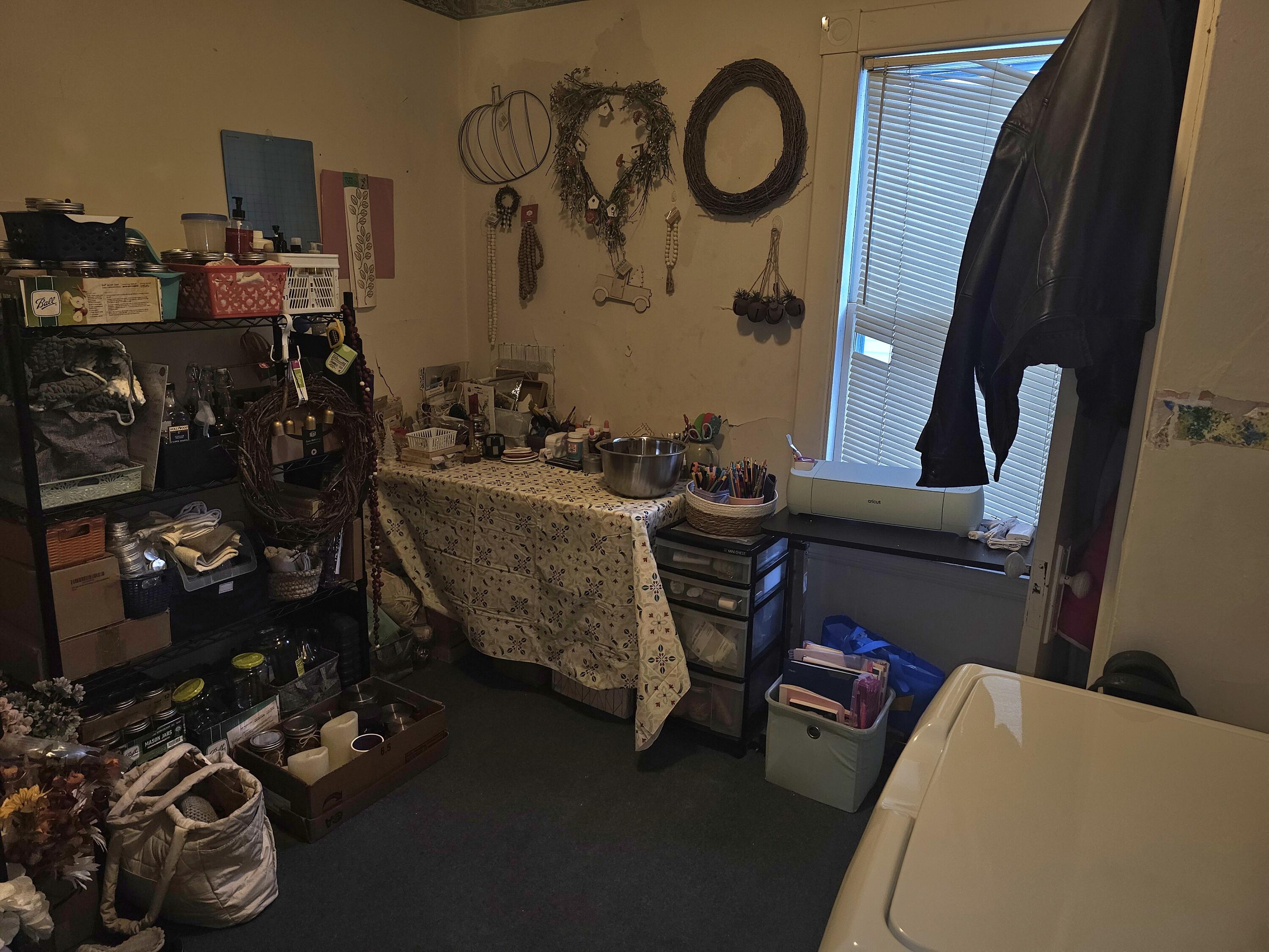 234 Knox Street Property Photo 18