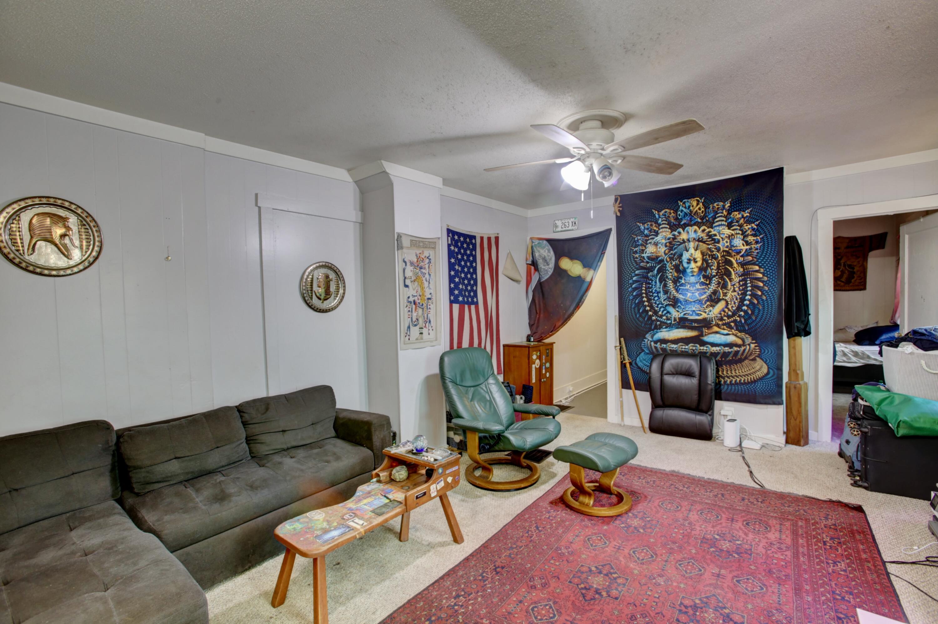 1435 Forest Avenue Property Photo 11