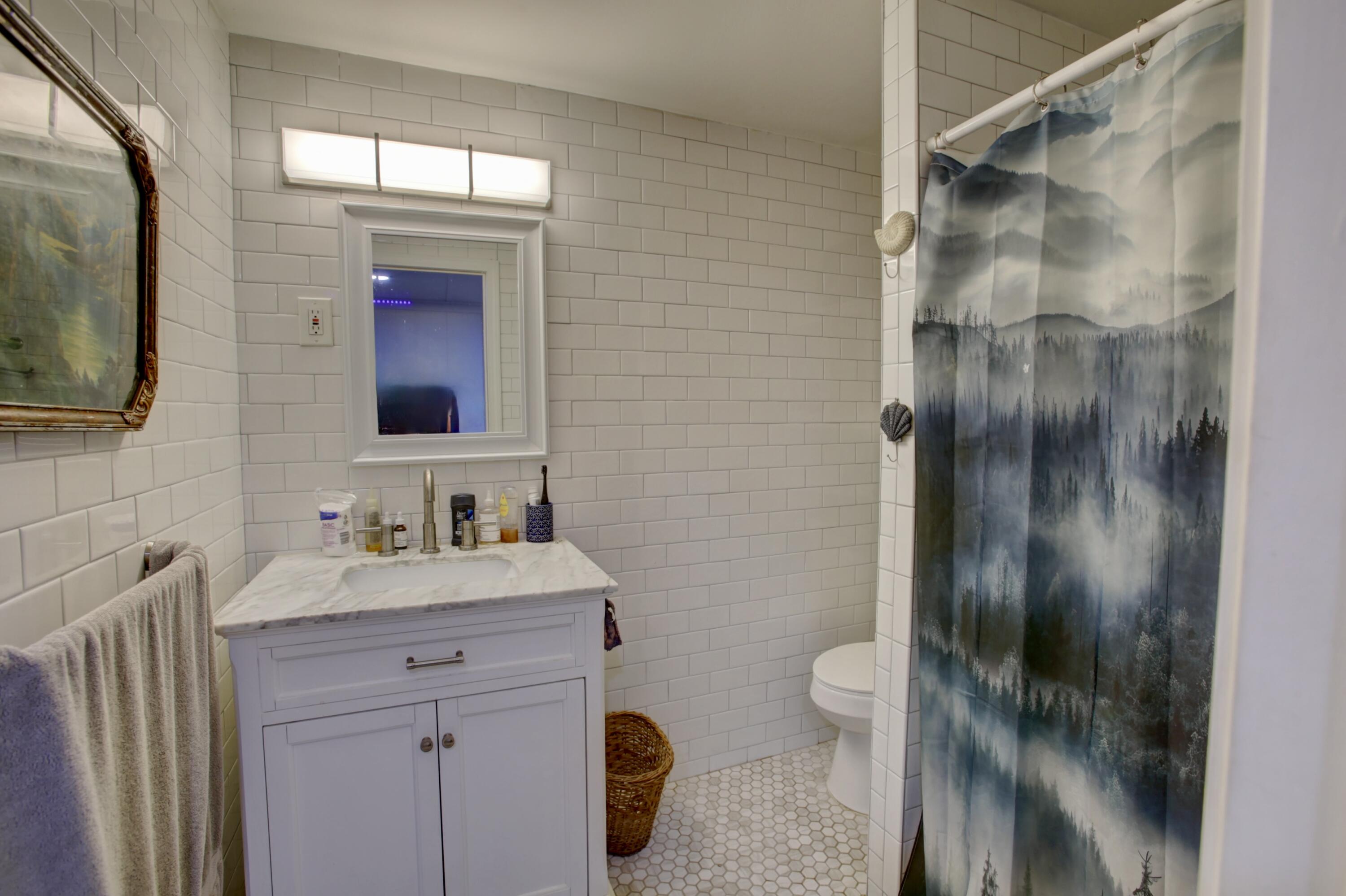 1435 Forest Avenue Property Photo 16