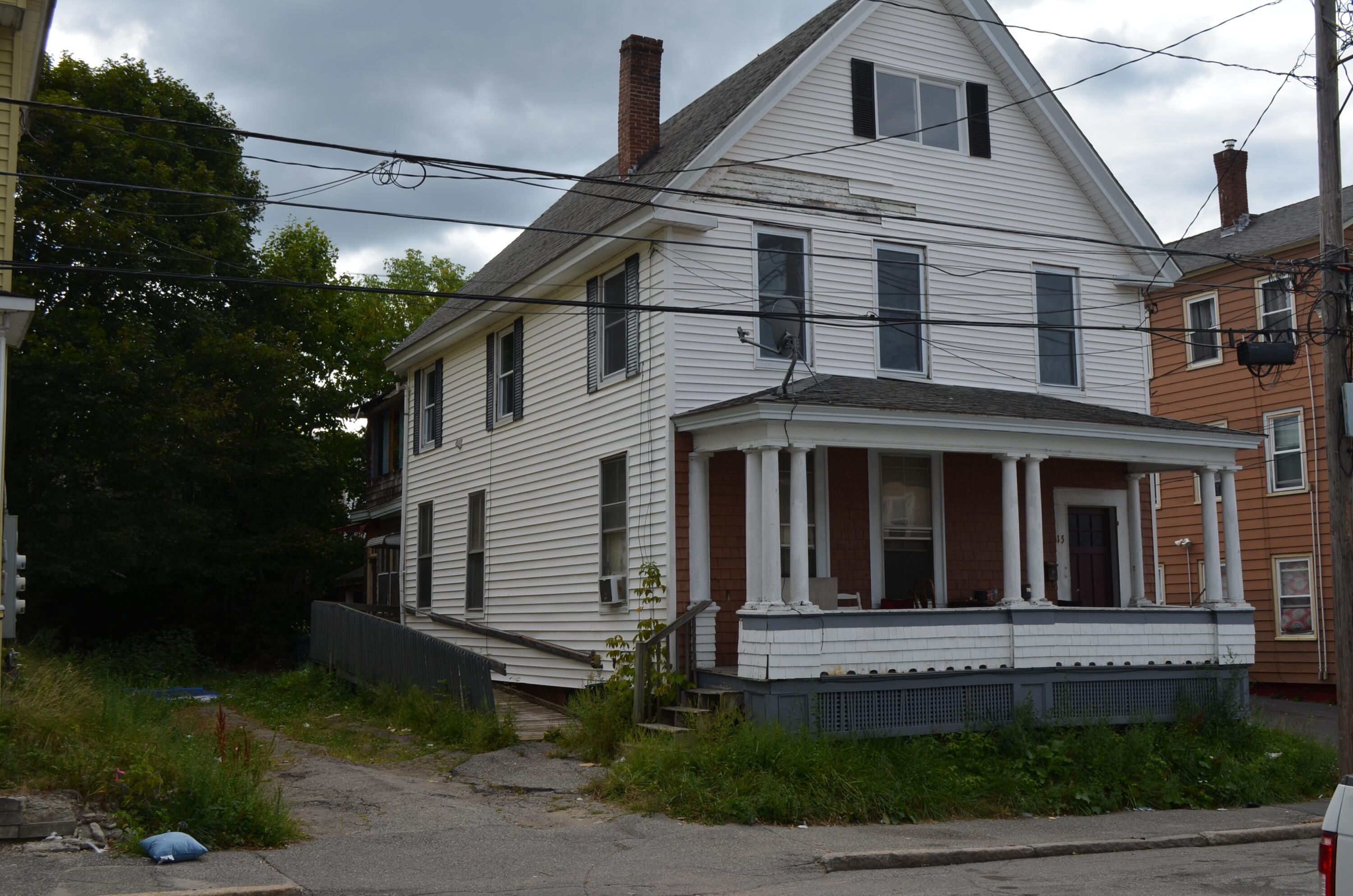15 Howe Street Property Photo 2