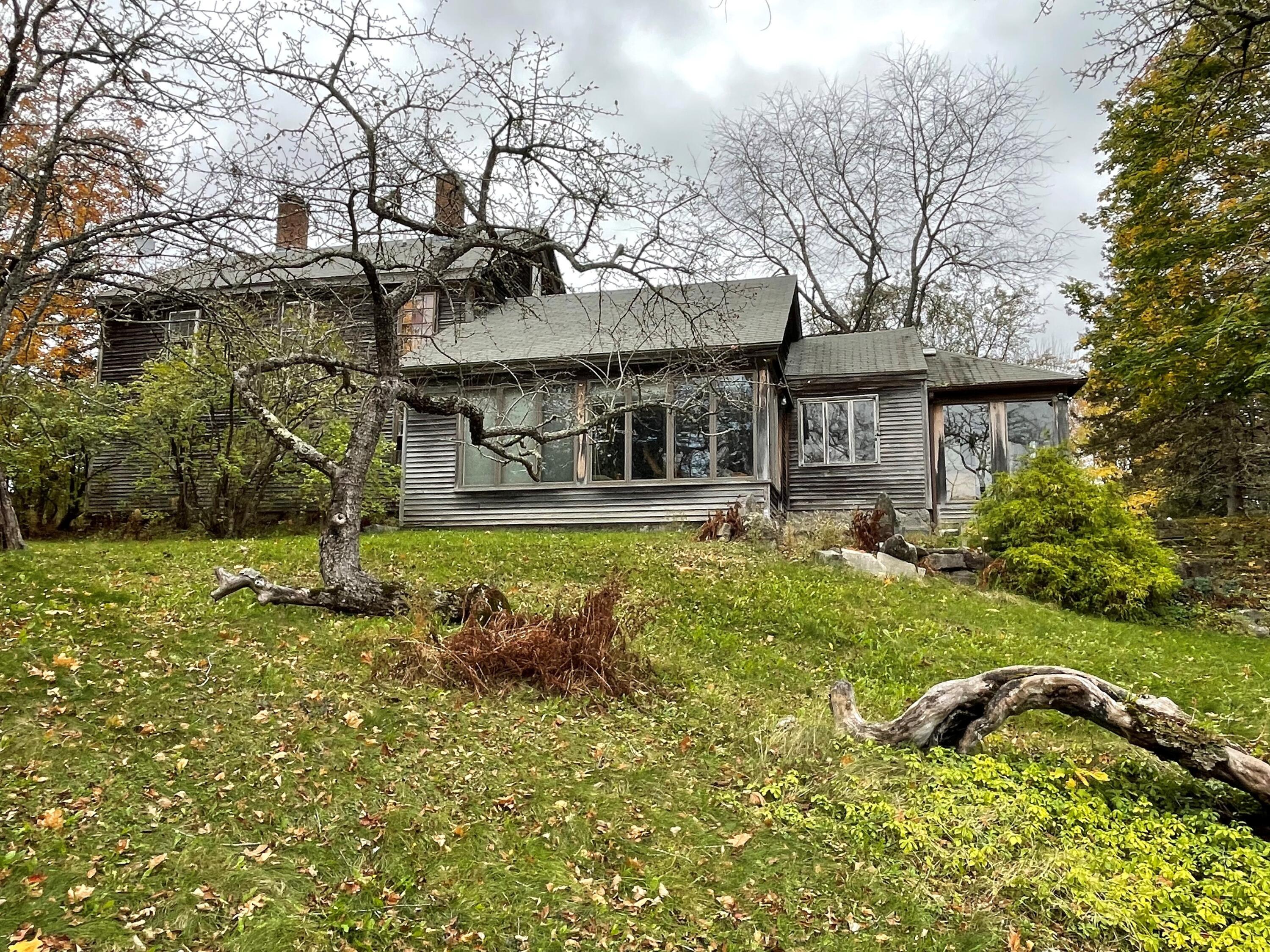 3 Rogers Point Property Photo 2