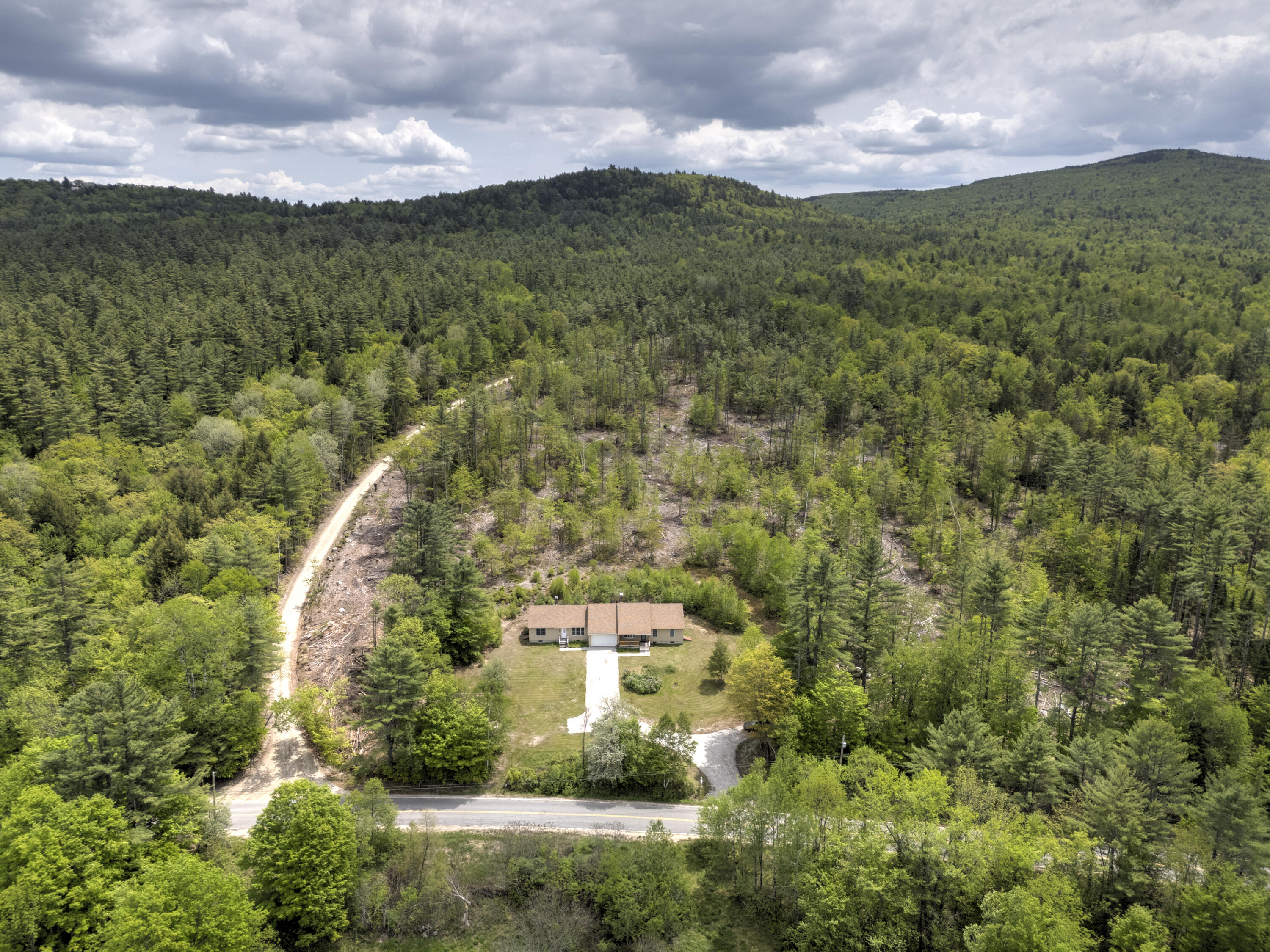 2139 Intervale Road Property Photo 2