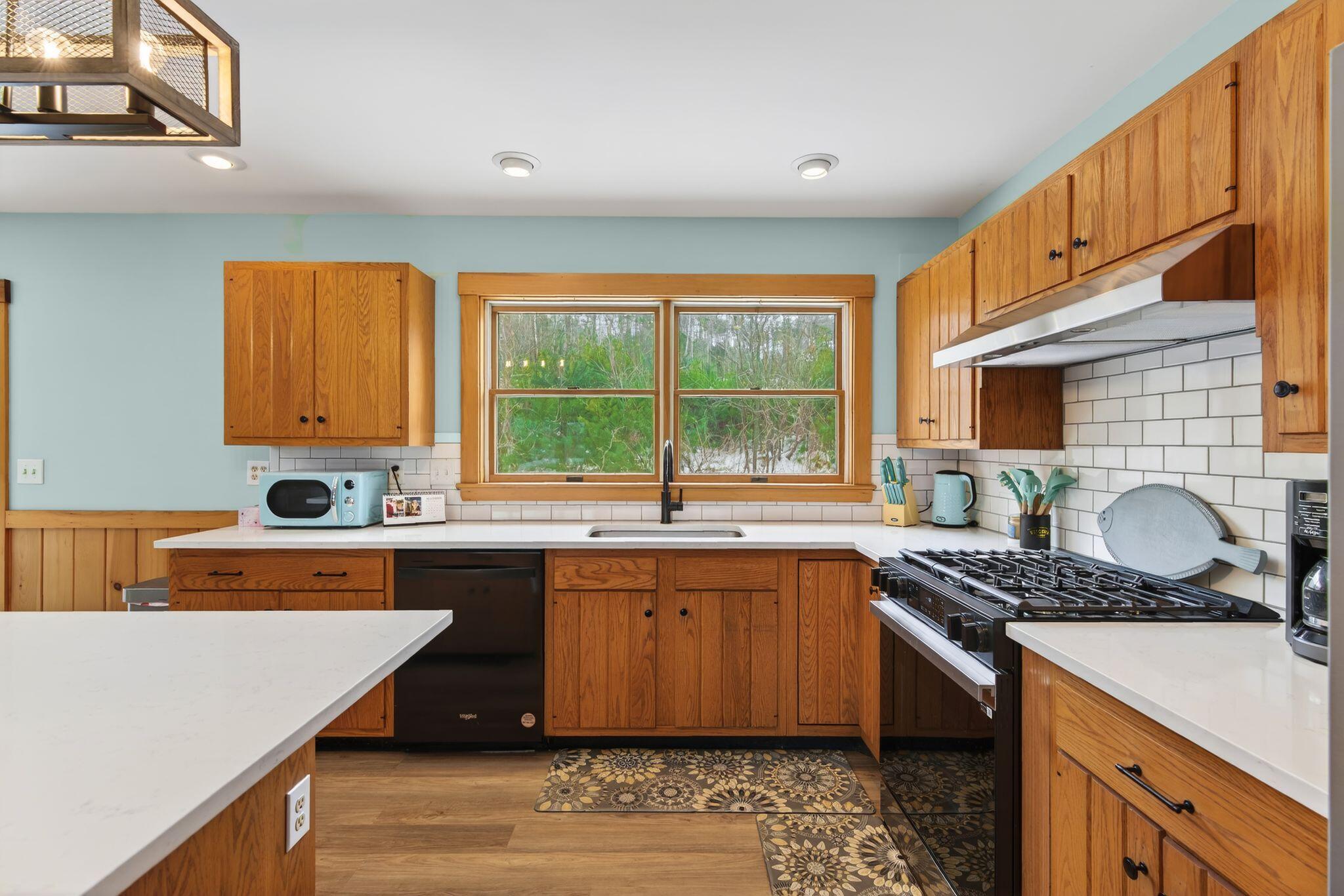 2139 Intervale Road Property Photo 17
