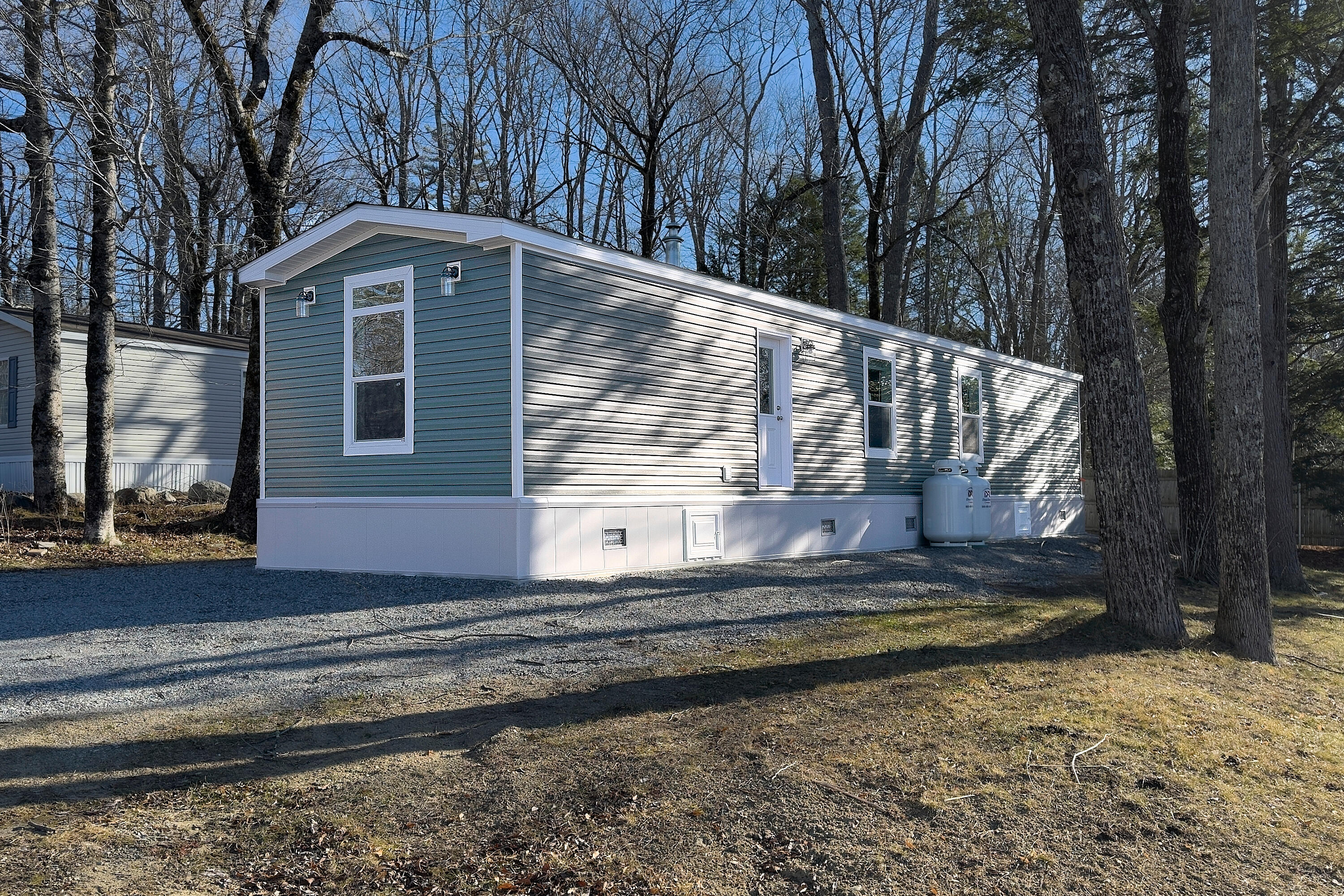 970 Gardiner Road Property Photo 1