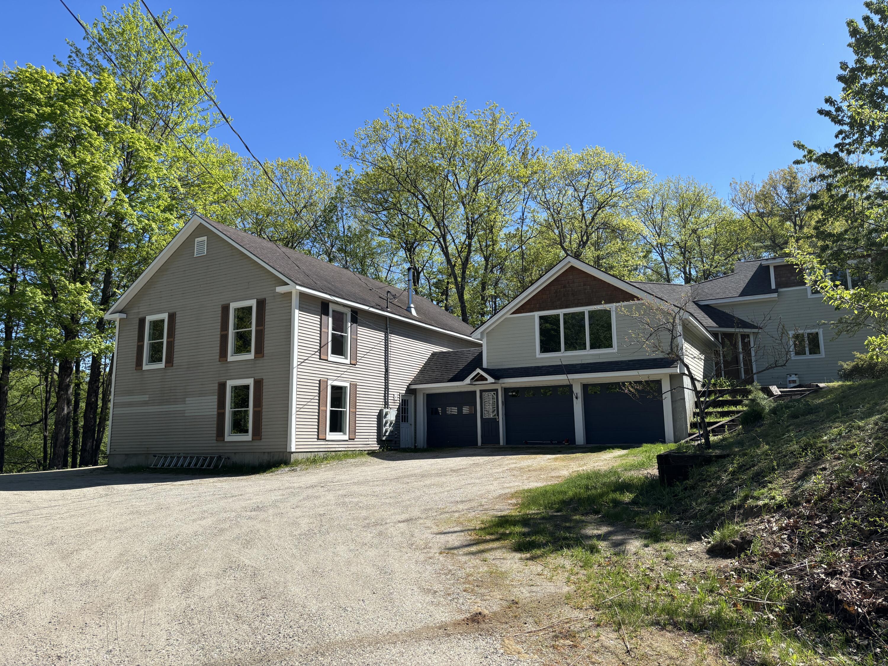 1686 North Road Property Photo 1