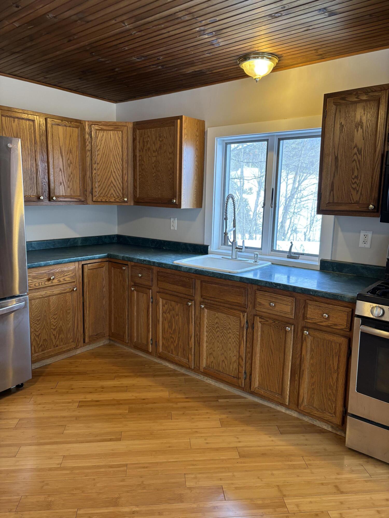 1686 North Road Property Photo 12