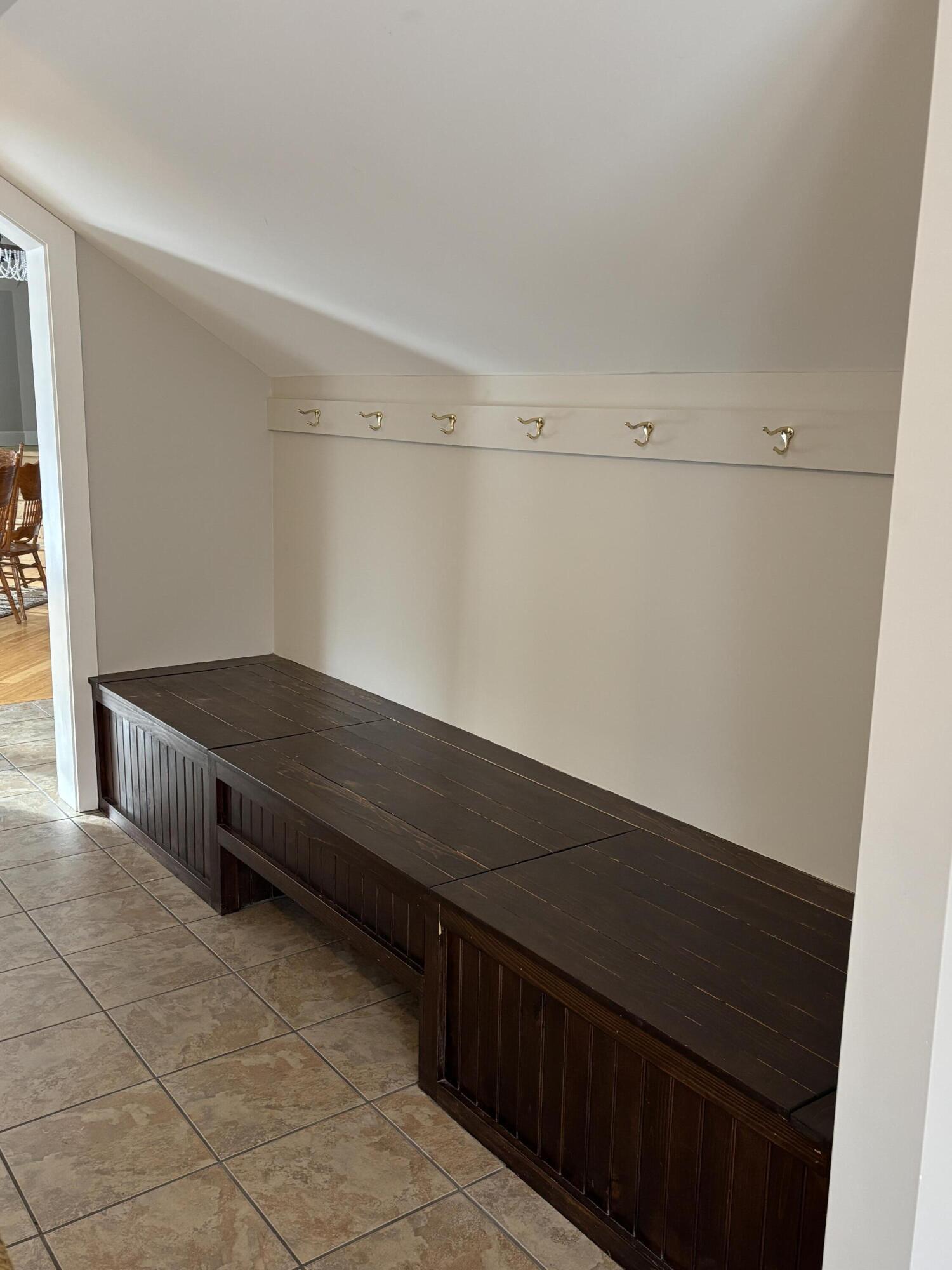 1686 North Road Property Photo 33