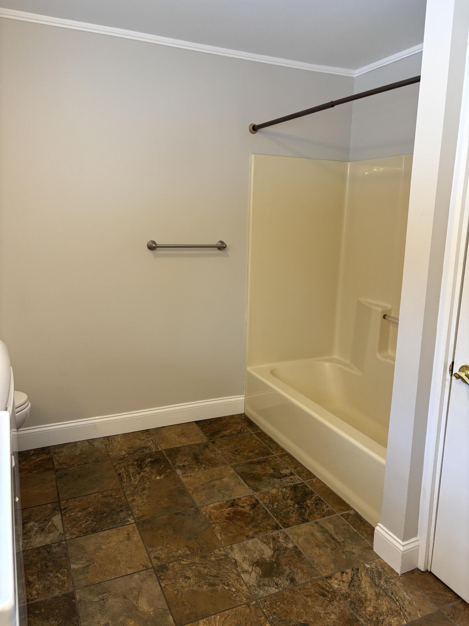 1686 North Road Property Photo 36