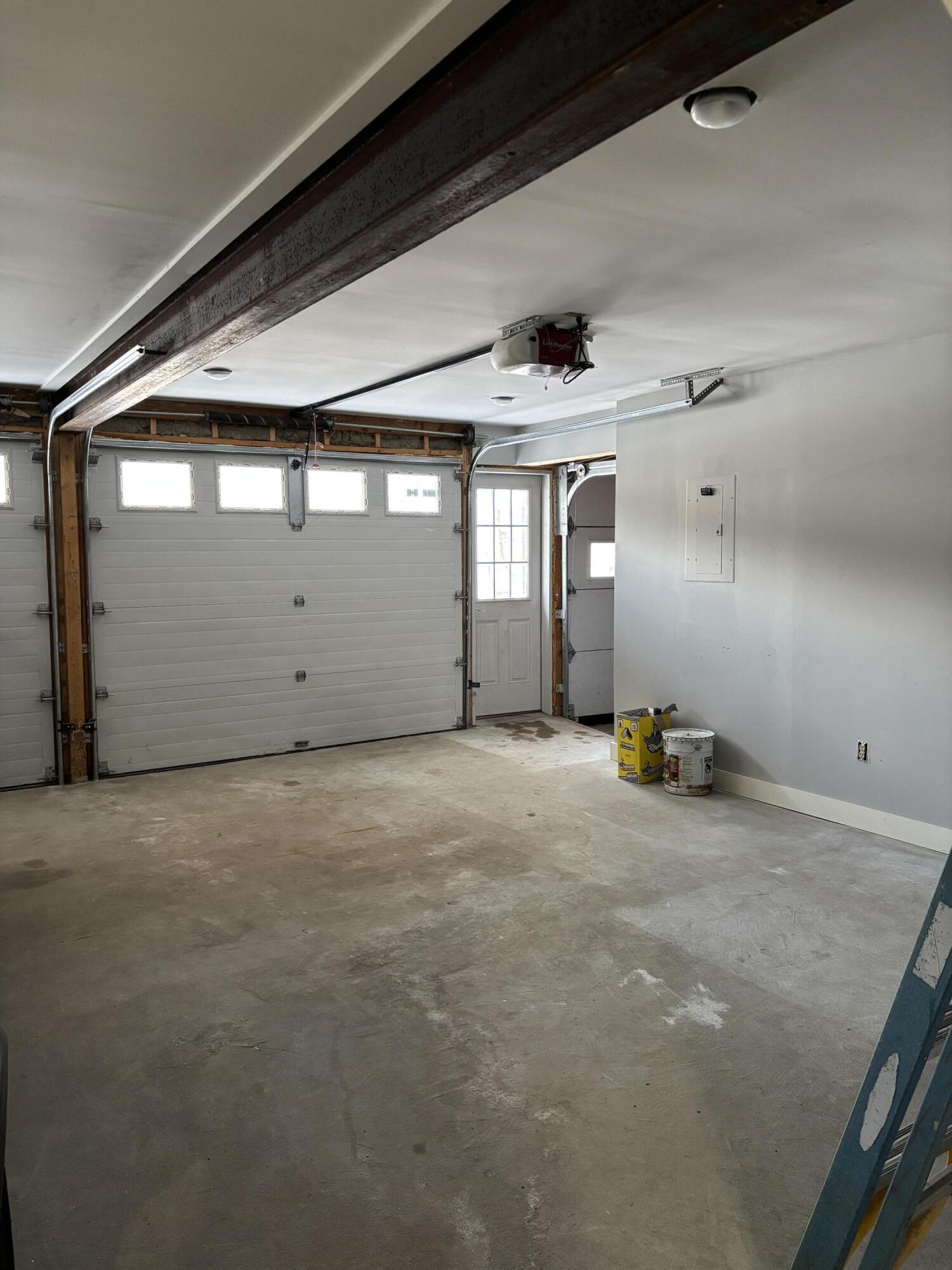 1686 North Road Property Photo 39
