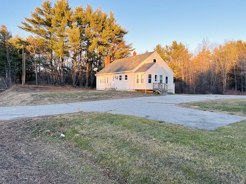347 Civic Center Drive Property Photo 1