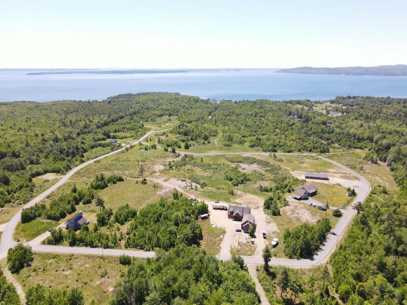 35 Trout Brook Lane Property Photo 1