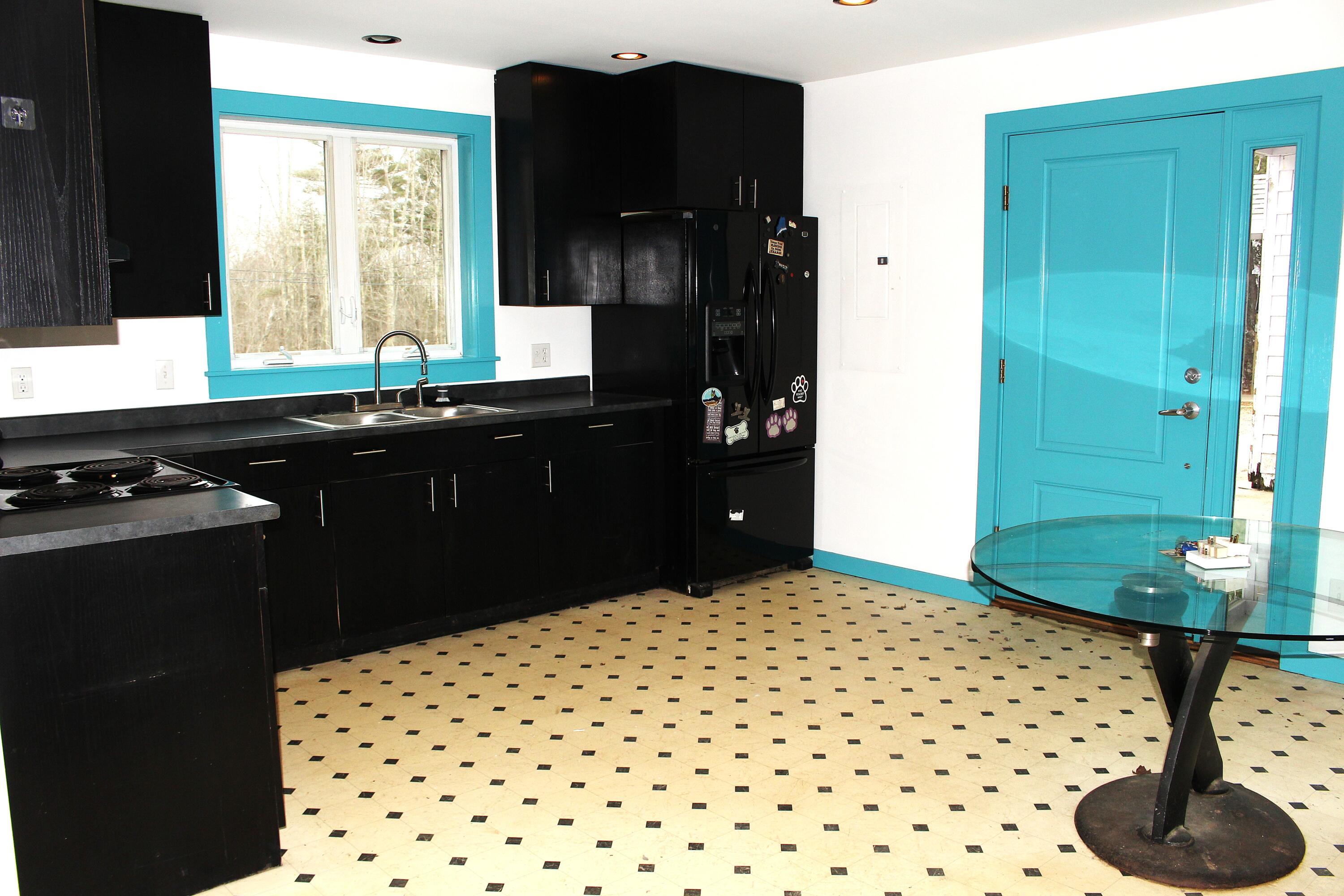 810 Rockland Street Property Photo 3
