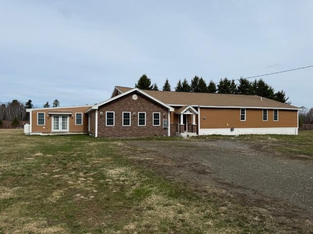1663 Masardis Road Property Photo 8