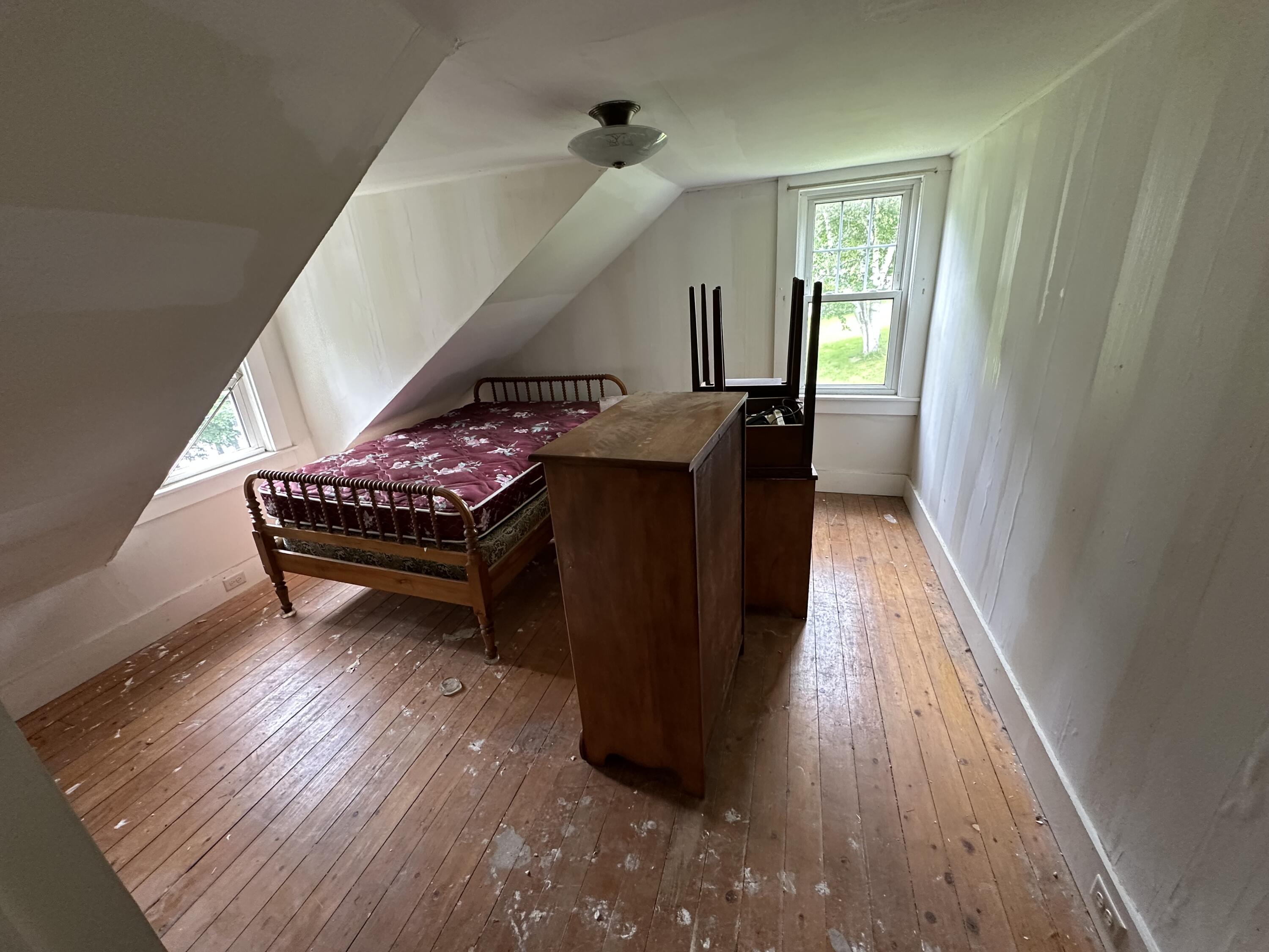 103 Pleasant Street Property Photo 31