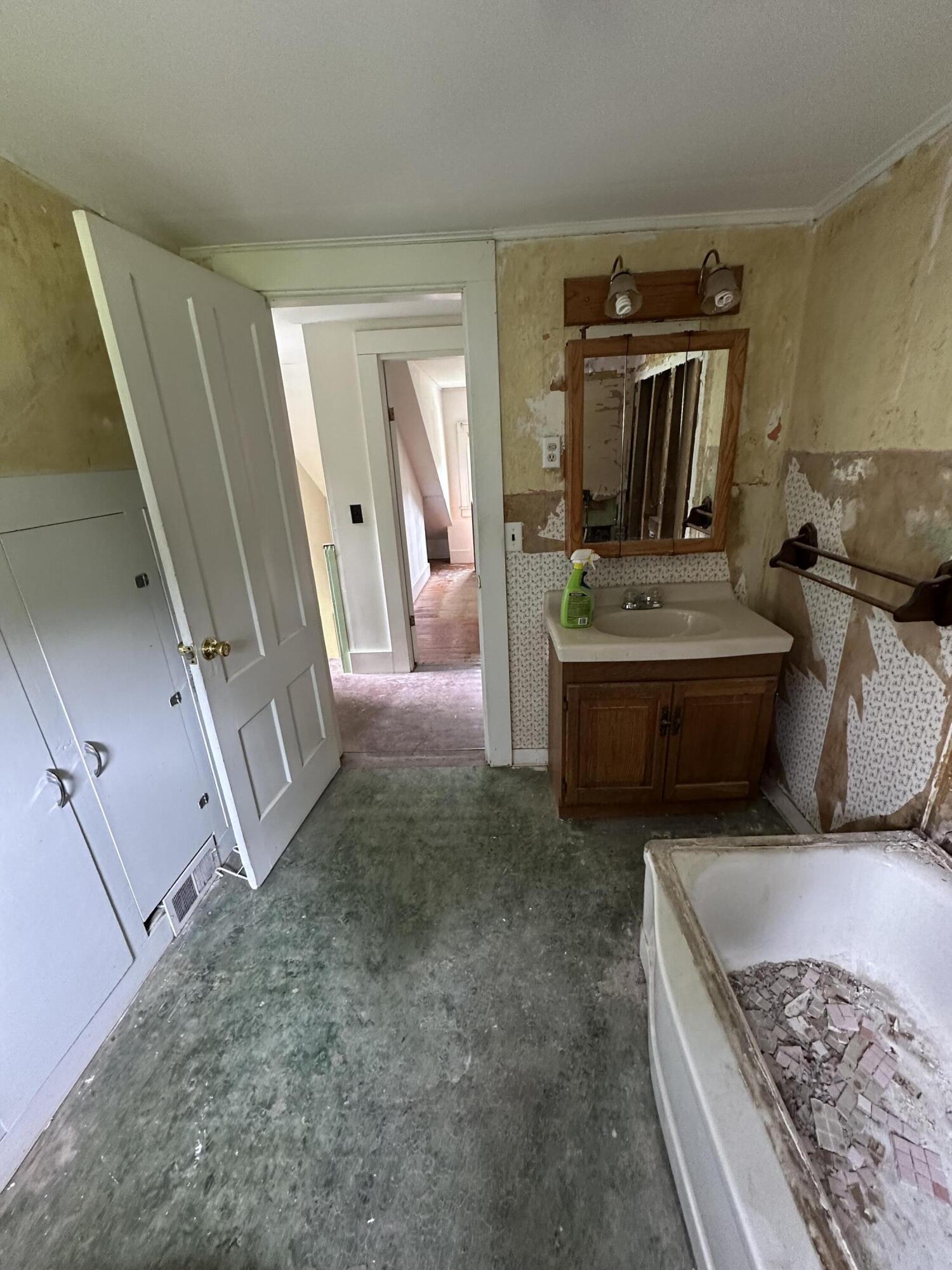 103 Pleasant Street Property Photo 33