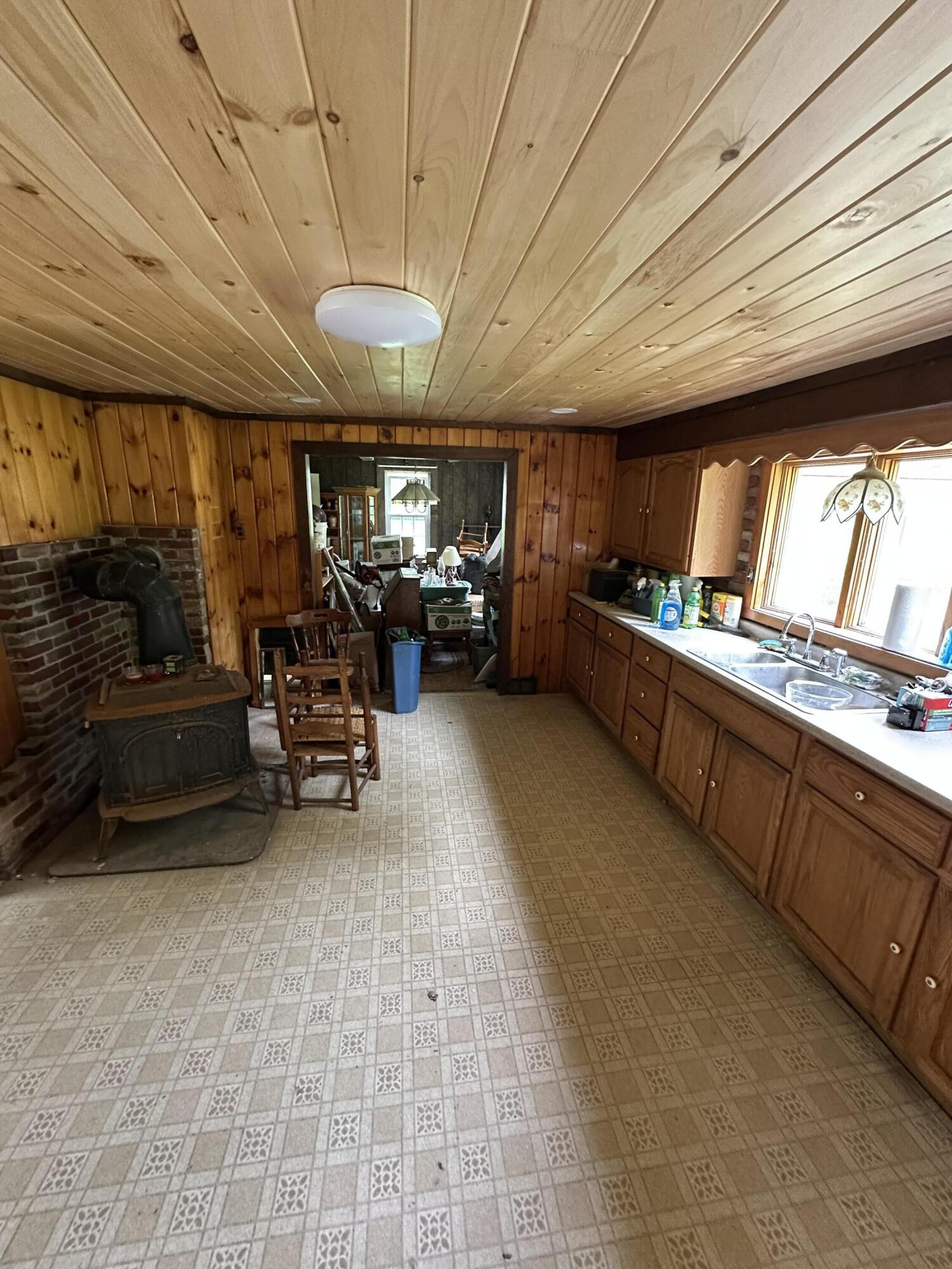 103 Pleasant Street Property Photo 43