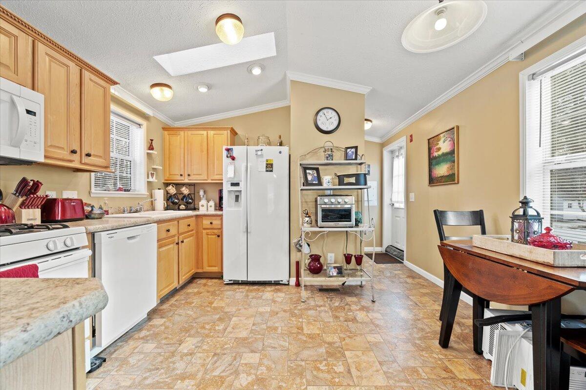 72 Golden Era Circle Property Photo 10