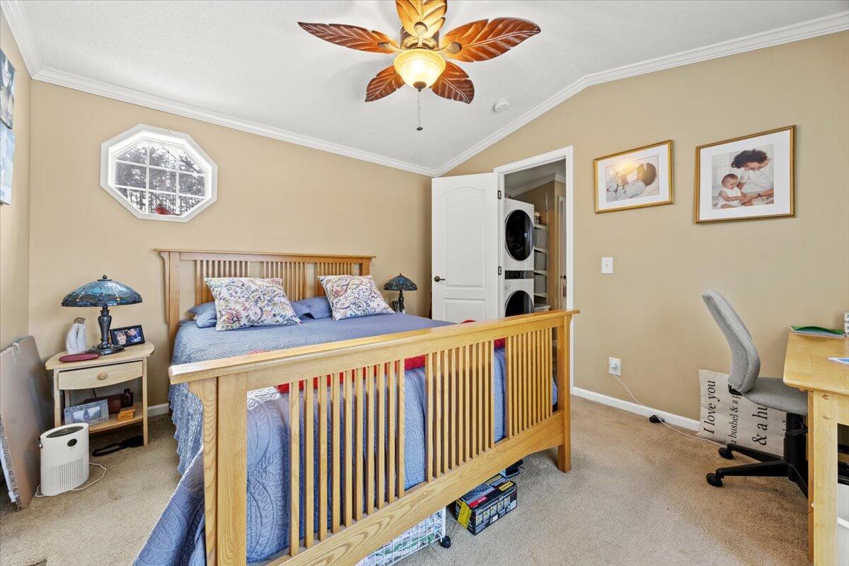 72 Golden Era Circle Property Photo 16