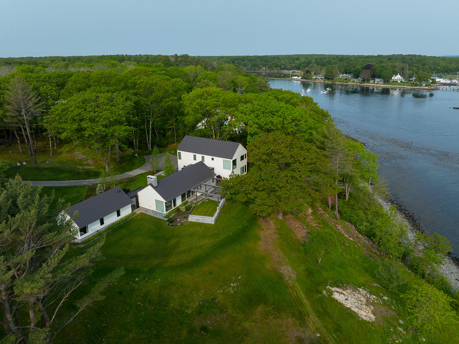 4 Ice House Point Property Photo 2